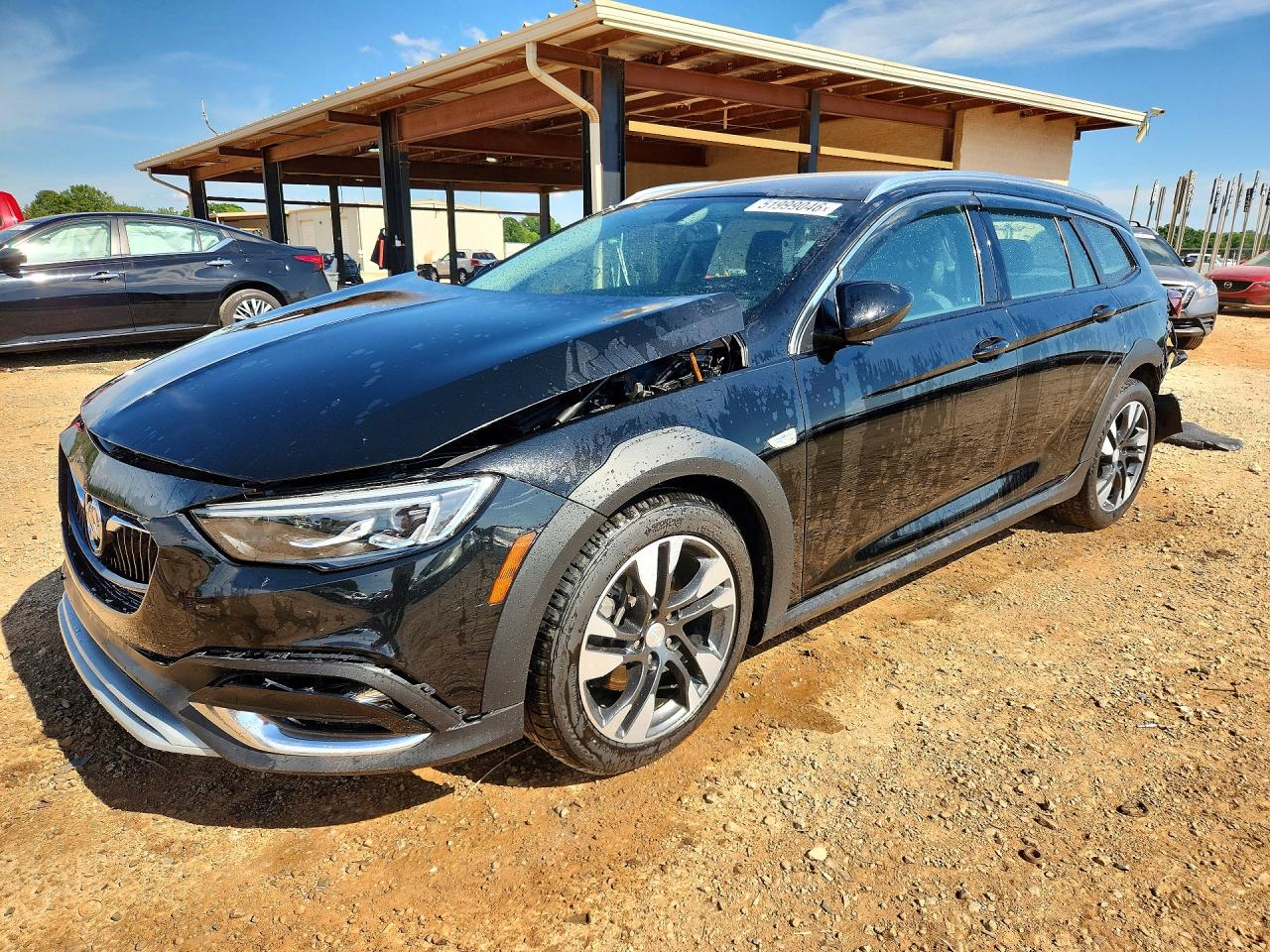 2018 Buick Regal VIN W04GV8SX1J1153226 photo 1