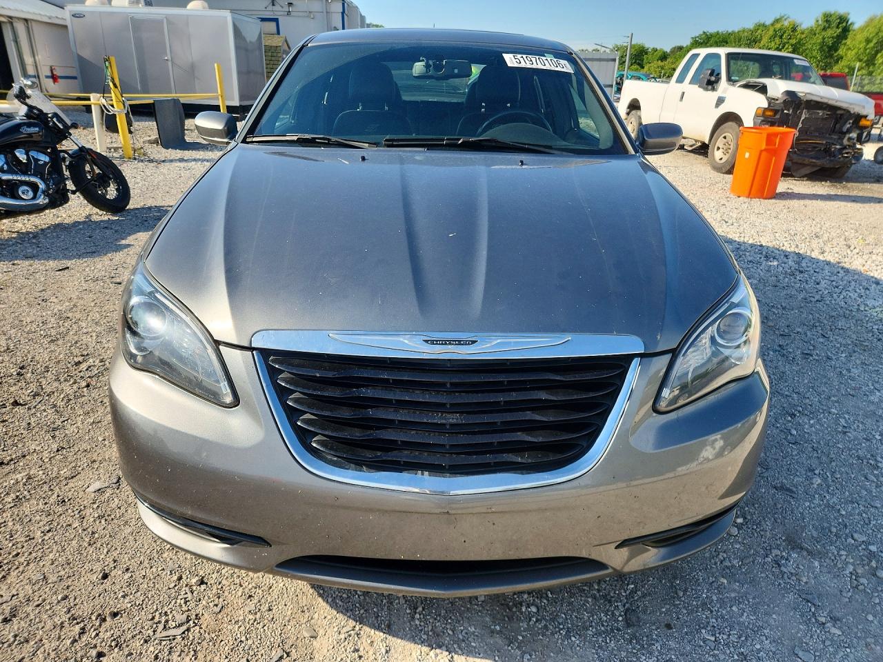 2012 Chrysler 200 VIN 1C3CCBHG7CN106409 photo 5