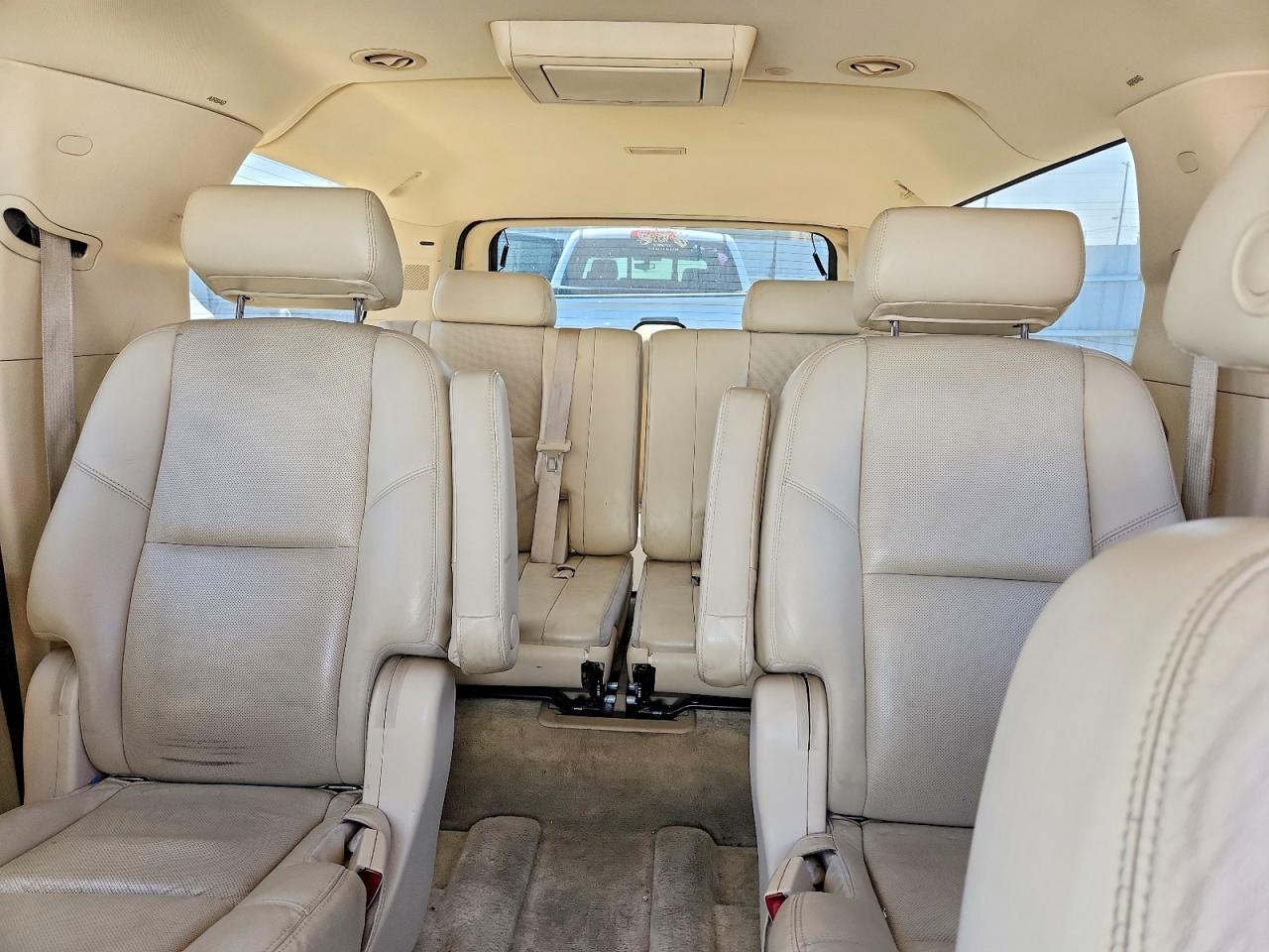 2008 Cadillac Escalade VIN 1GYFK66838R214714 photo 10