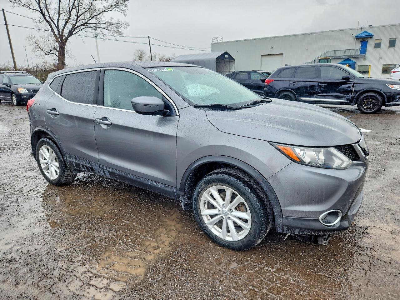 2018 NISS Rogue VIN JN1BJ1CR8JW264347 photo 4