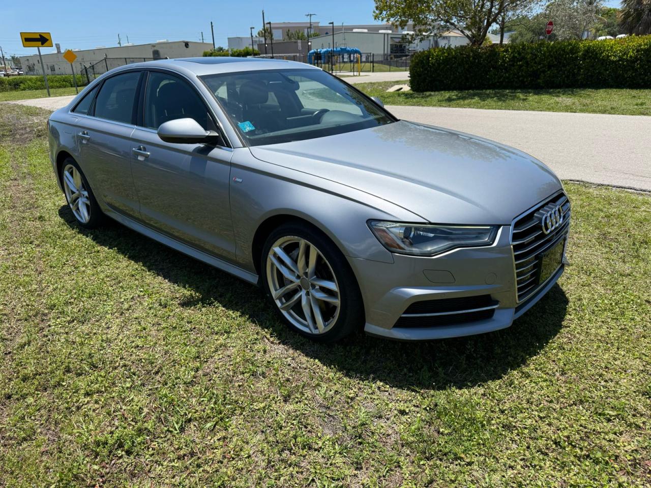 2016 Audi A6 VIN WAUJGAFCXGN100544 photo 1