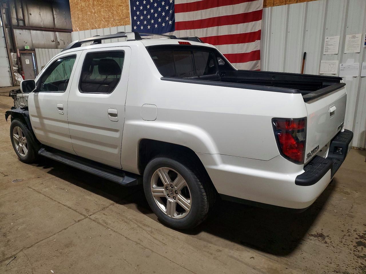 2013 HONDA Ridgeline VIN 5FPYK1F58DB001370 photo 2