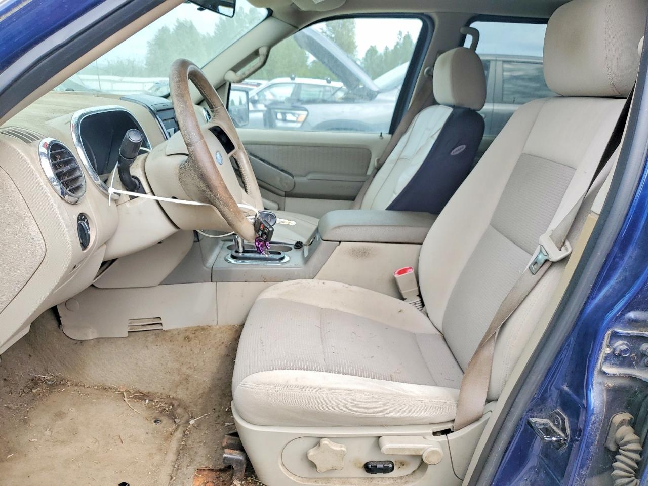 2006 Ford Explorer VIN 1FMEU73E26UB35410 photo 7
