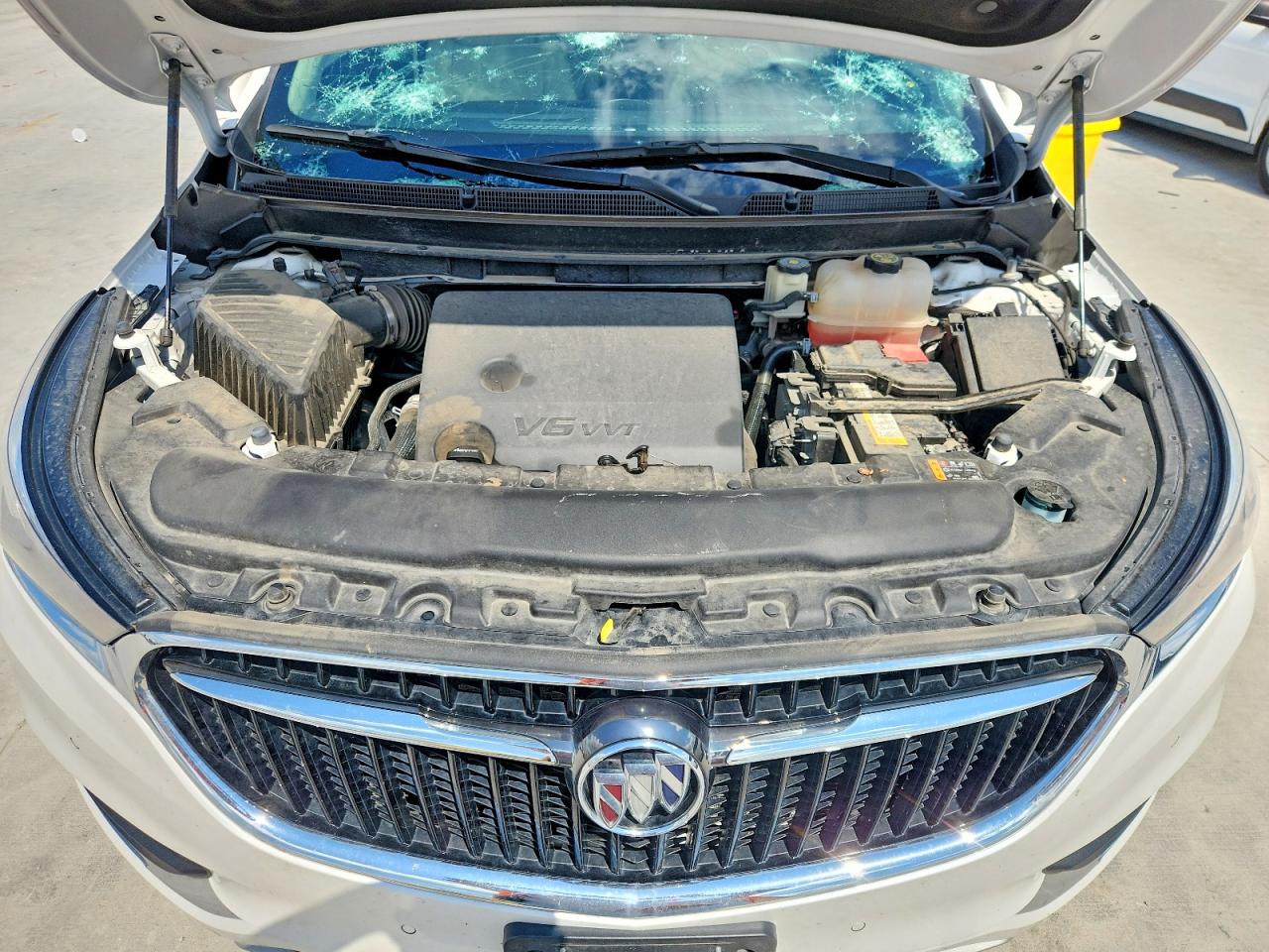 2020 Buick Enclave VIN 5GAERCKW5LJ229983 photo 12