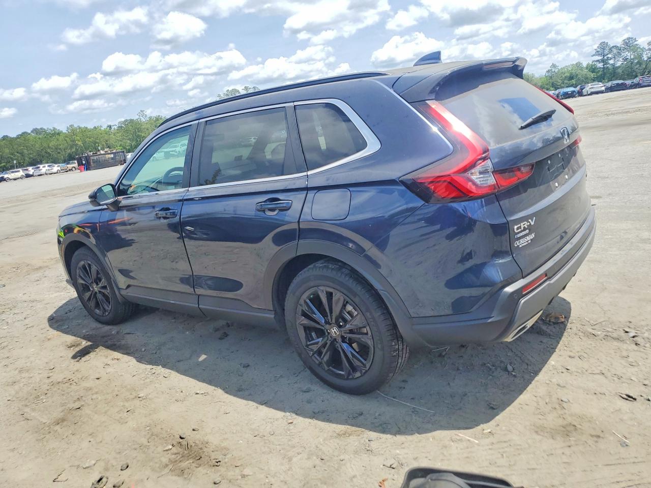 2024 Honda Crv VIN 7FARS6H93RE062423 photo 2