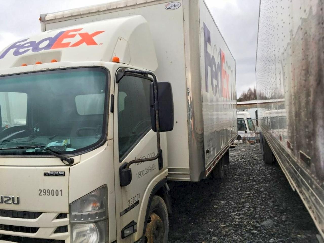 2021 Isuzu Npr VIN 54DC4W1D7MS205438 photo 1