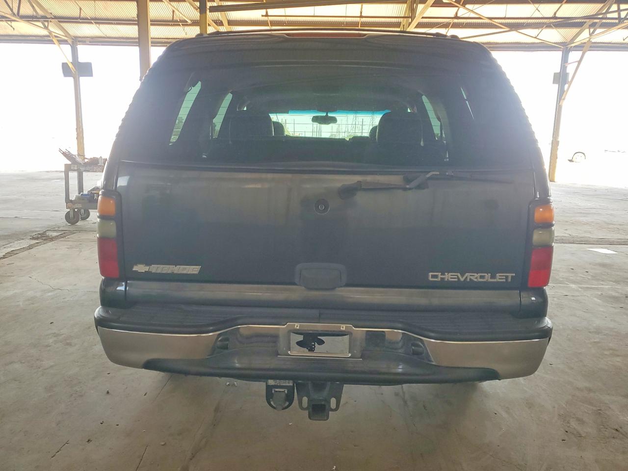 2004 Chevrolet Tahoe VIN 1GNEK13T44R294894 photo 6