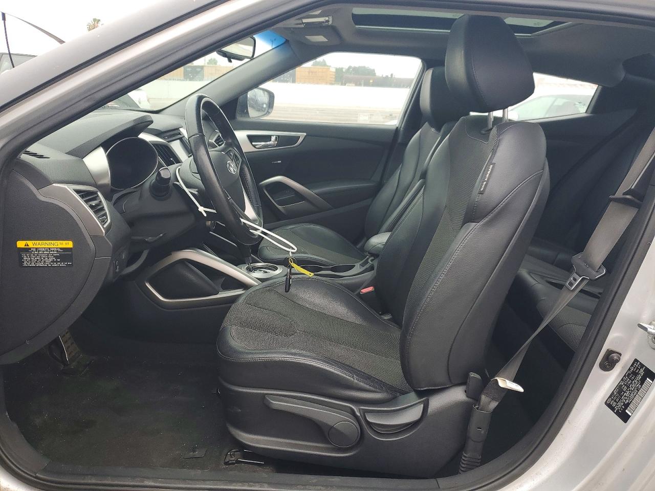 2012 Hyundai Veloster VIN KMHTC6AD4CU079447 photo 7