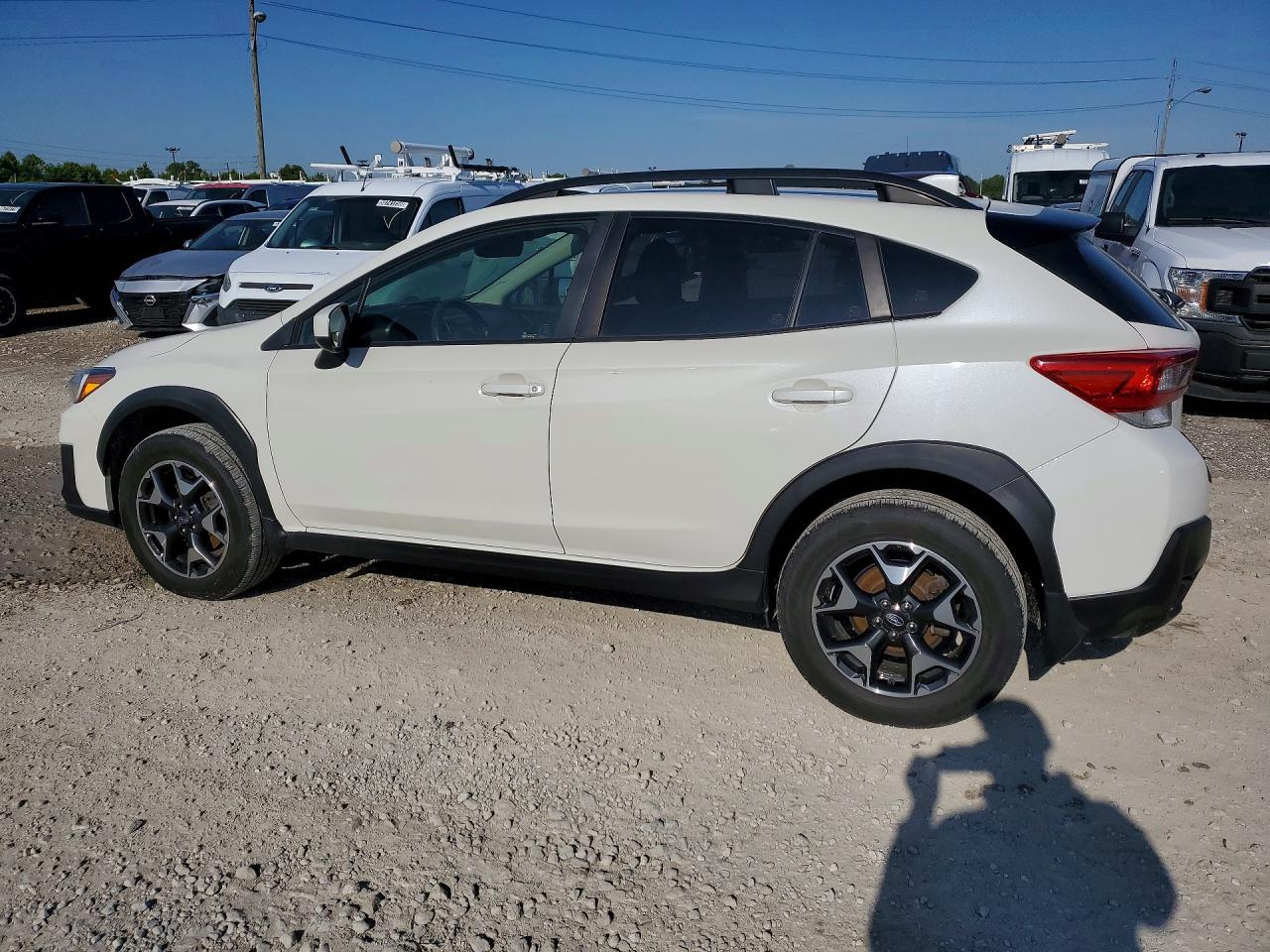 2020 Subaru Crosstrek VIN JF2GTAEC8L8227071 photo 2