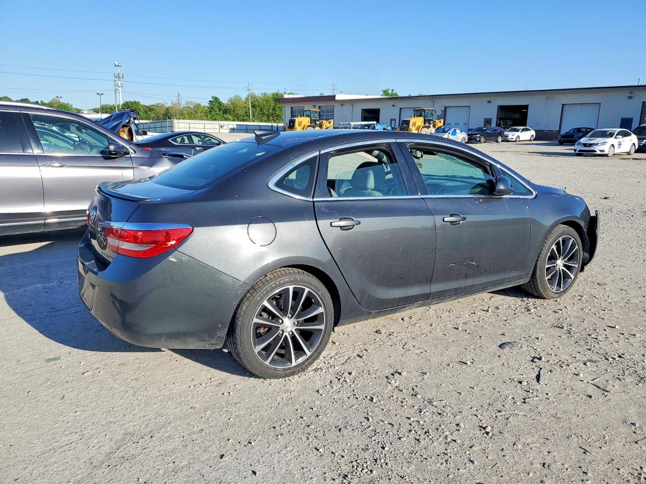 2016 Buick Verano VIN 1G4PW5SK2G4182405 photo 3