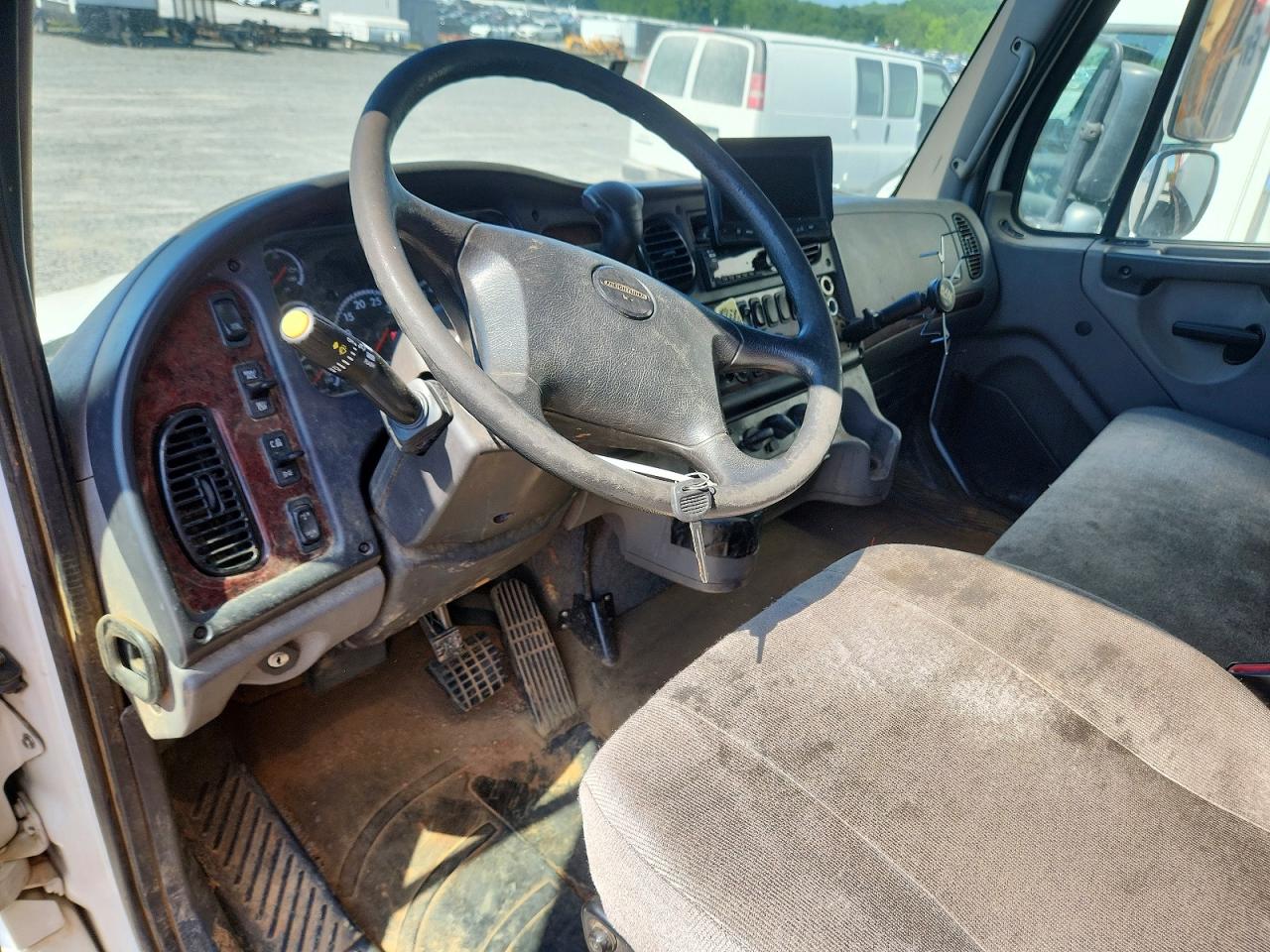 2019 FREIGHTLINER All other VIN 3ALACWFC2KDLP1739 photo 8