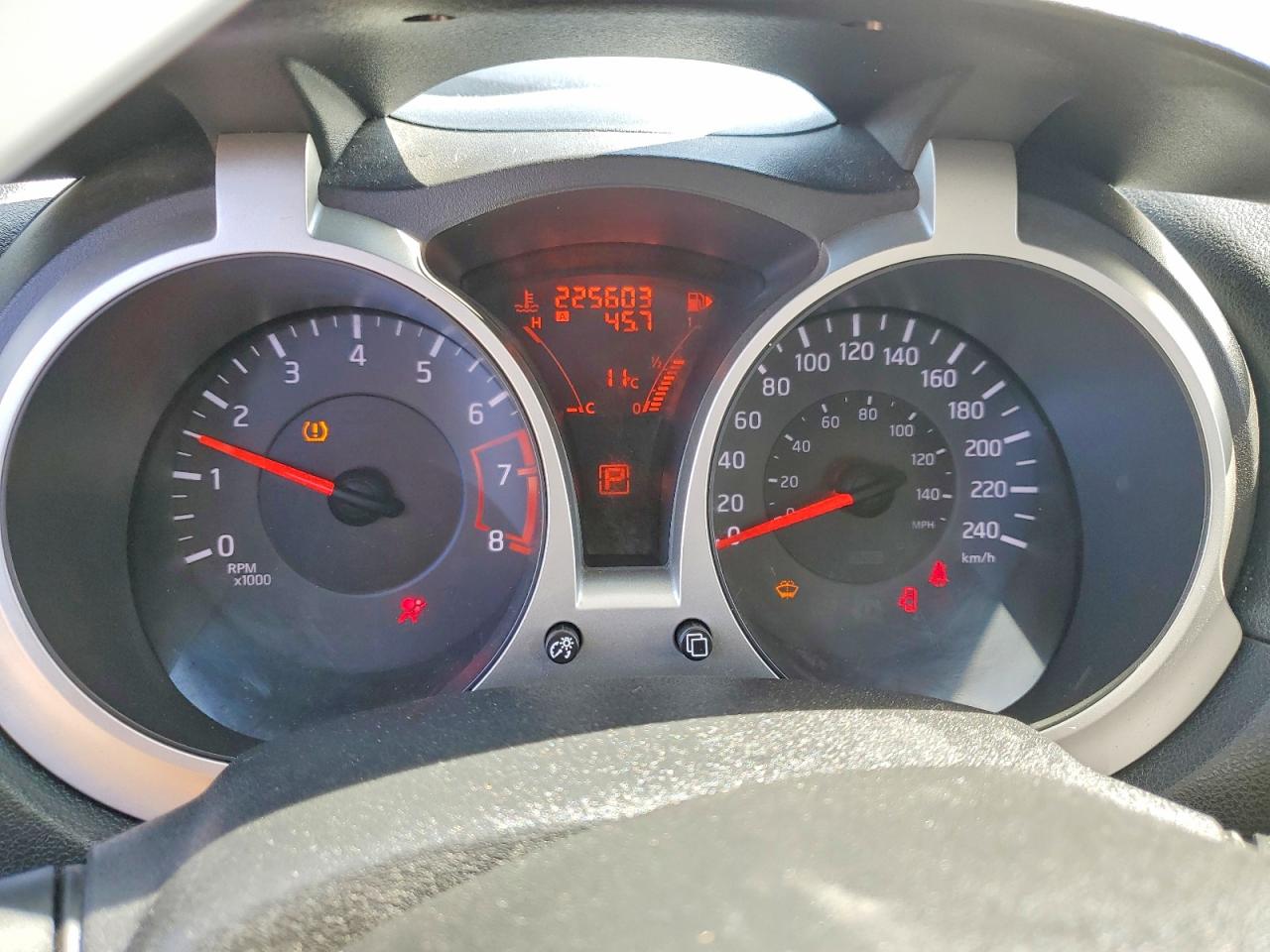 2013 NISS Juke VIN JN8AF5MV8DT217018 photo 9