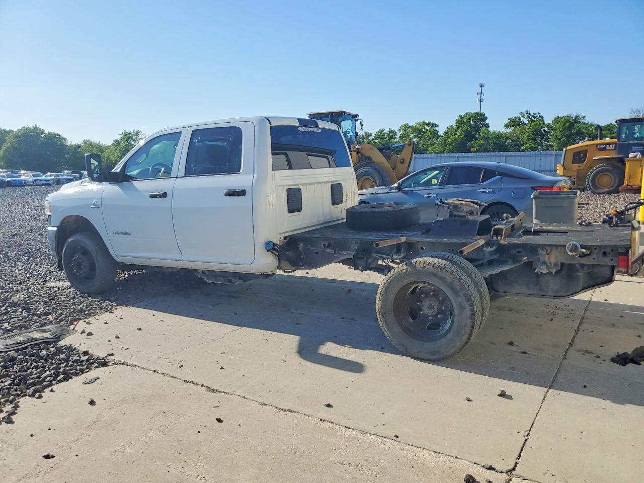 2021 Ram 3500 VIN 3C7WRTCL4MG578016 photo 2
