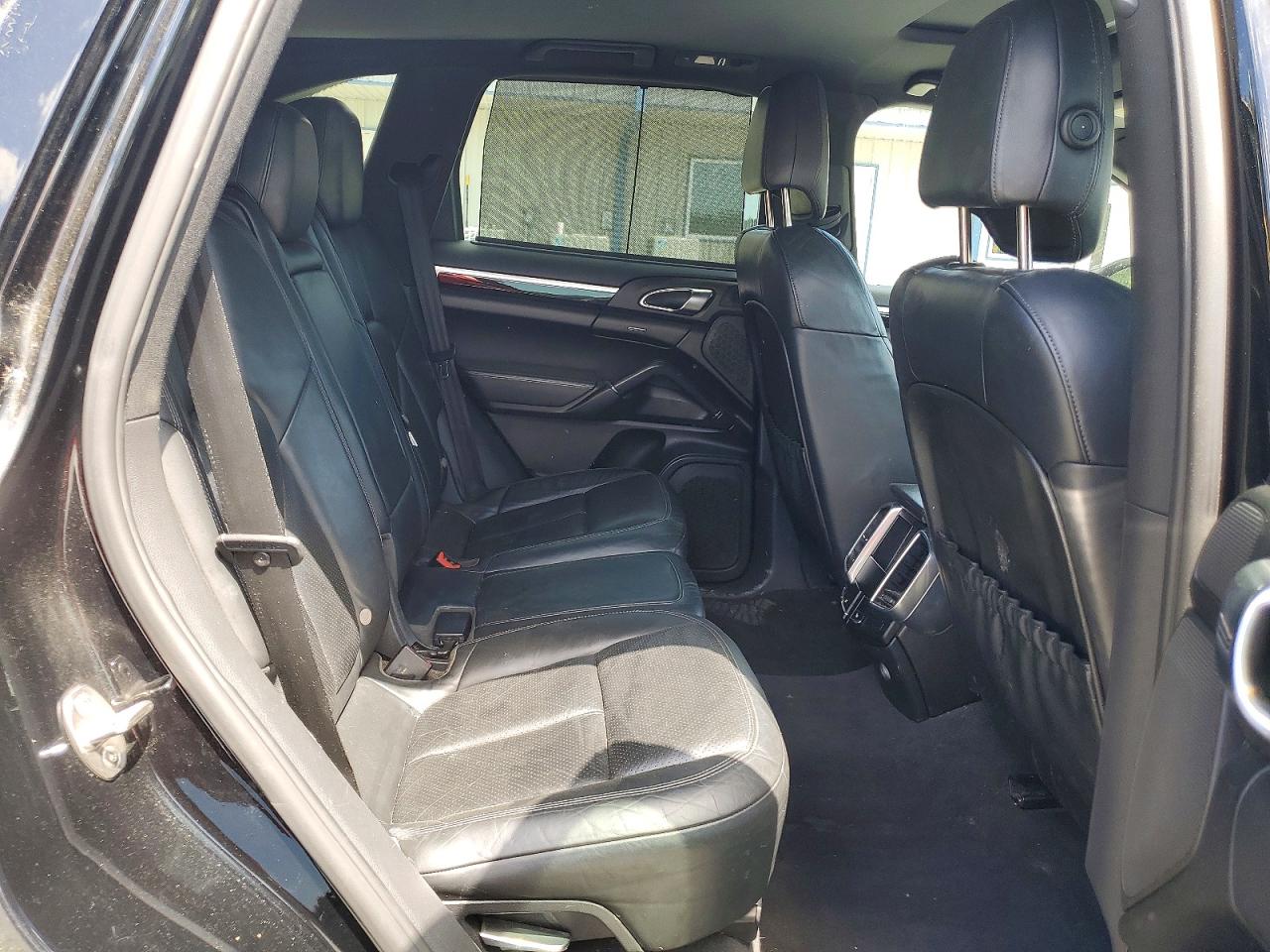 2013 Porsche Cayenne VIN WP1AA2A26DLA00780 photo 11