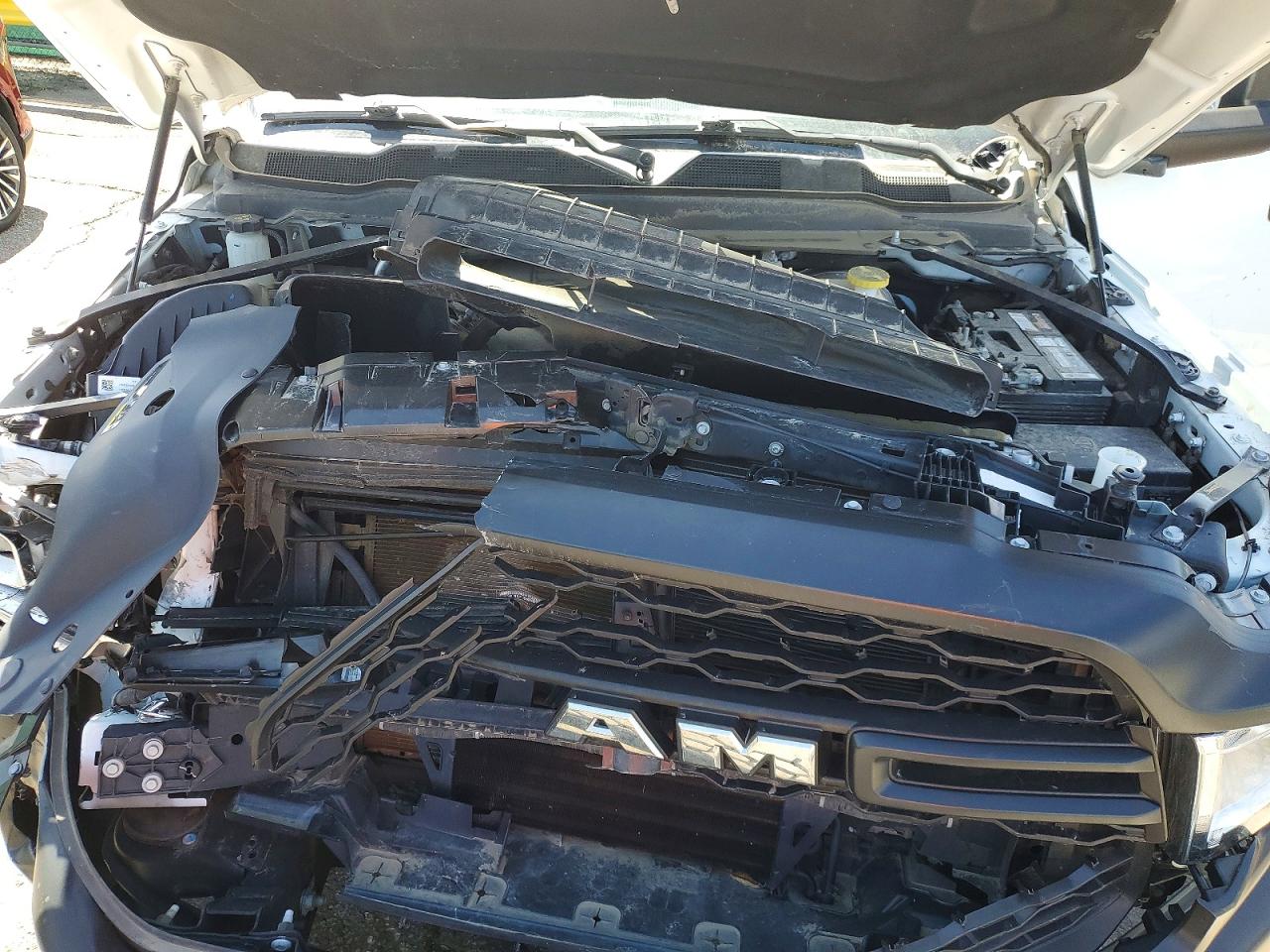 2022 Ram 3500 VIN 3C63R3GJ5NG276817 photo 11