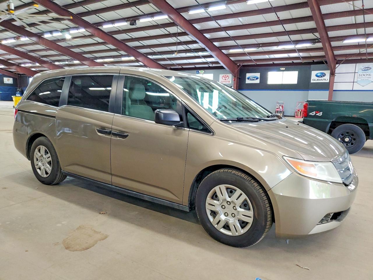 2011 Honda All models VIN 5FNRL5H26BB040475 photo 4
