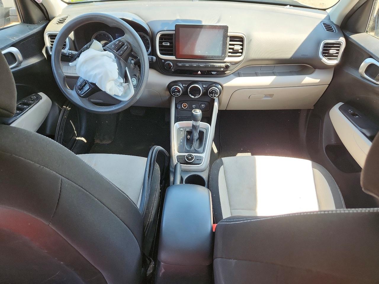 2020 Hyundai Venue VIN KMHRC8A37LU038159 photo 8