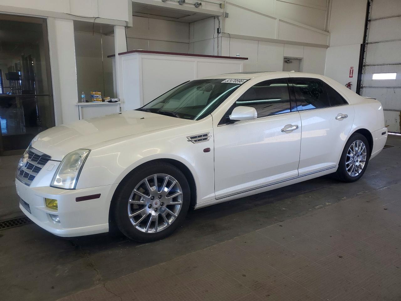 2011 Cadillac Sts VIN 1G6DX6ED3B0102099 photo 1