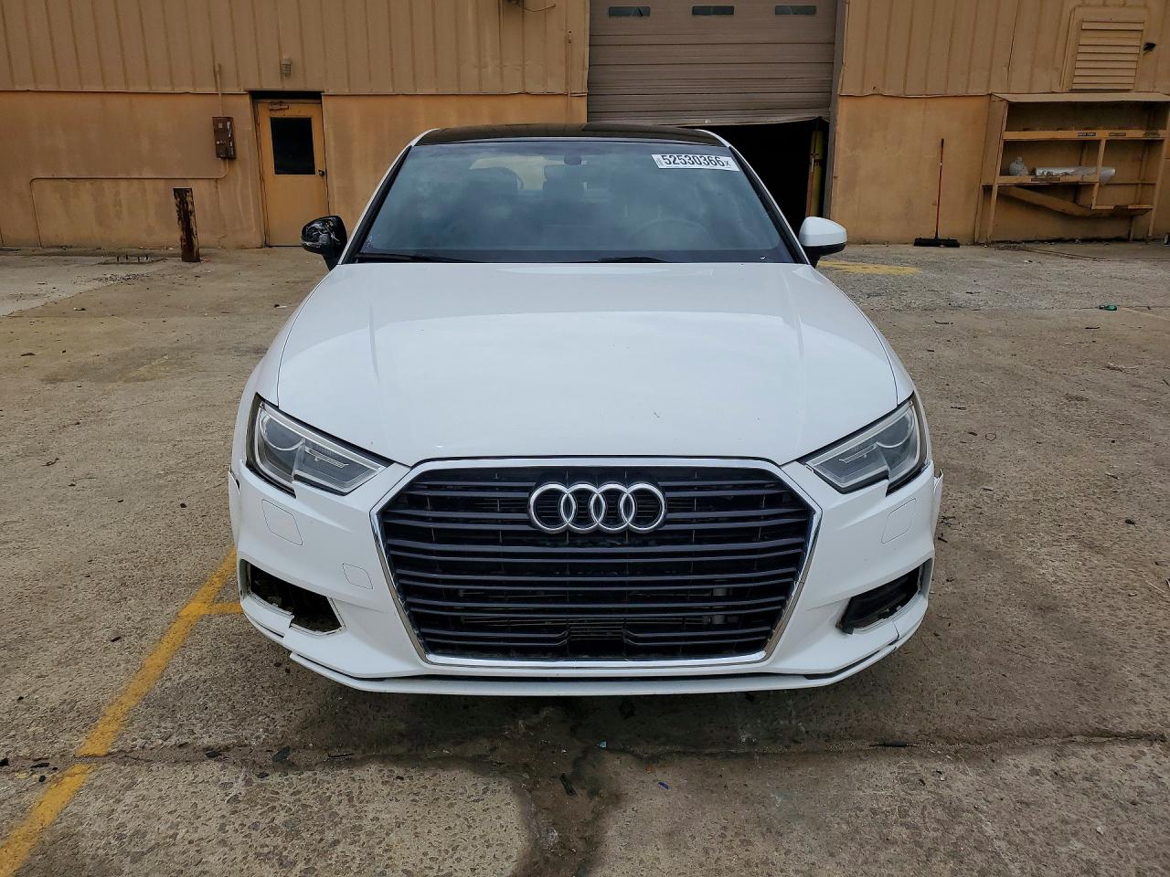 2018 Audi A3 VIN WAUAUGFF4J1072633 photo 5