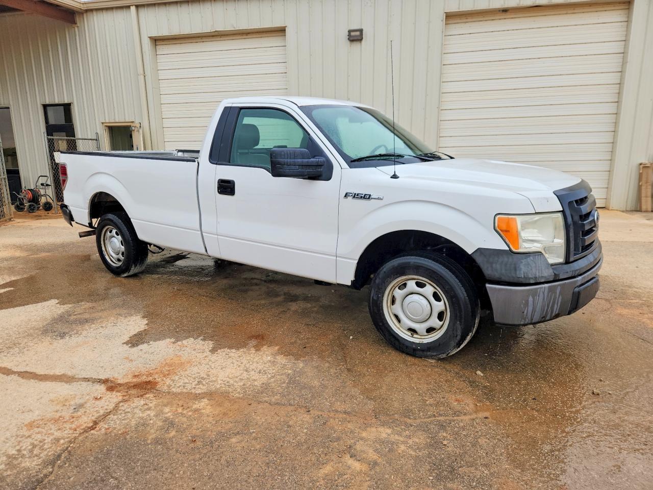 2010 Ford F150 VIN 1FTMF1CW4AKB68378 photo 4