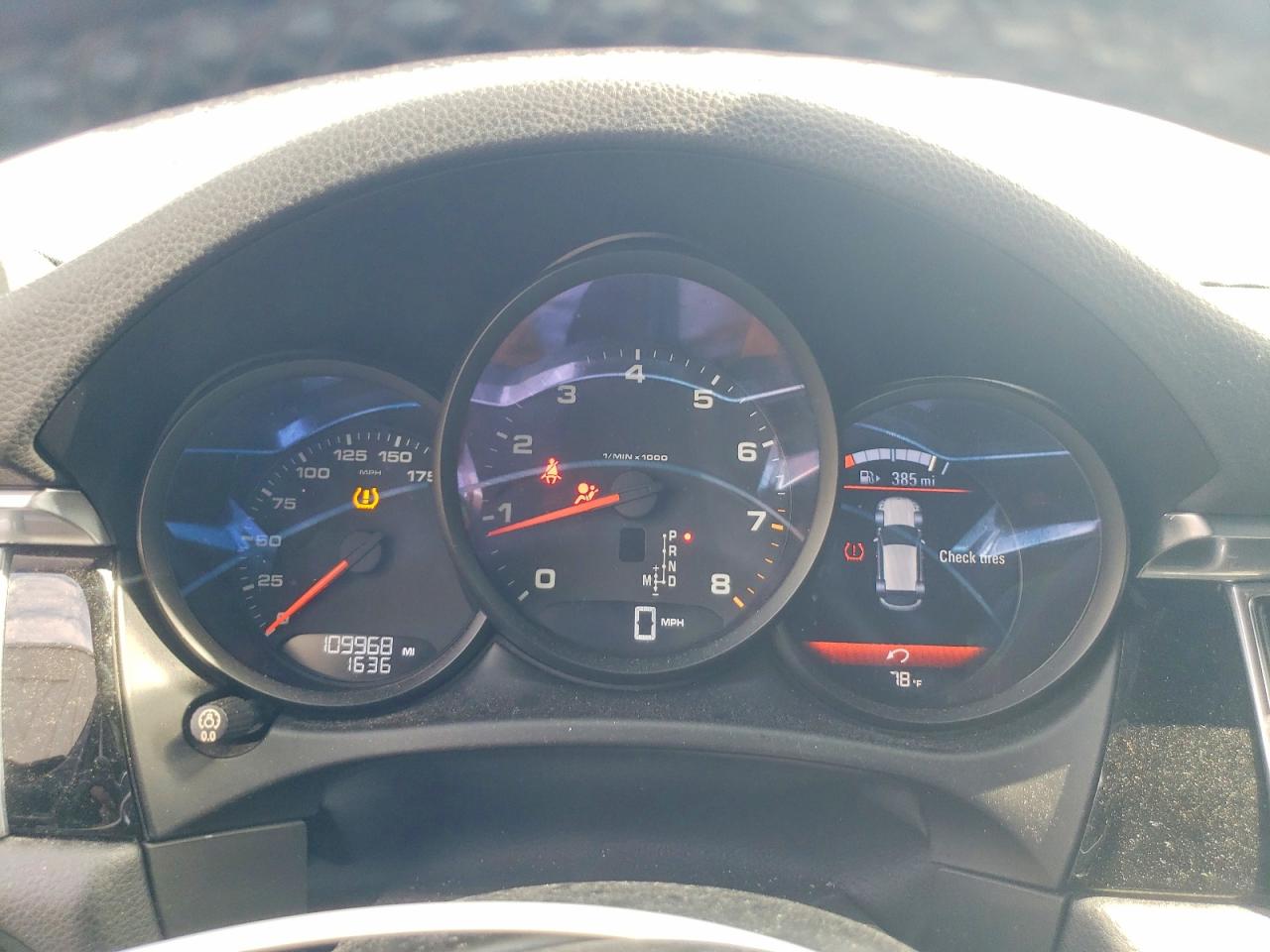 2017 PORSCHE Macan VIN WP1AA2A5XHLB06679 photo 9