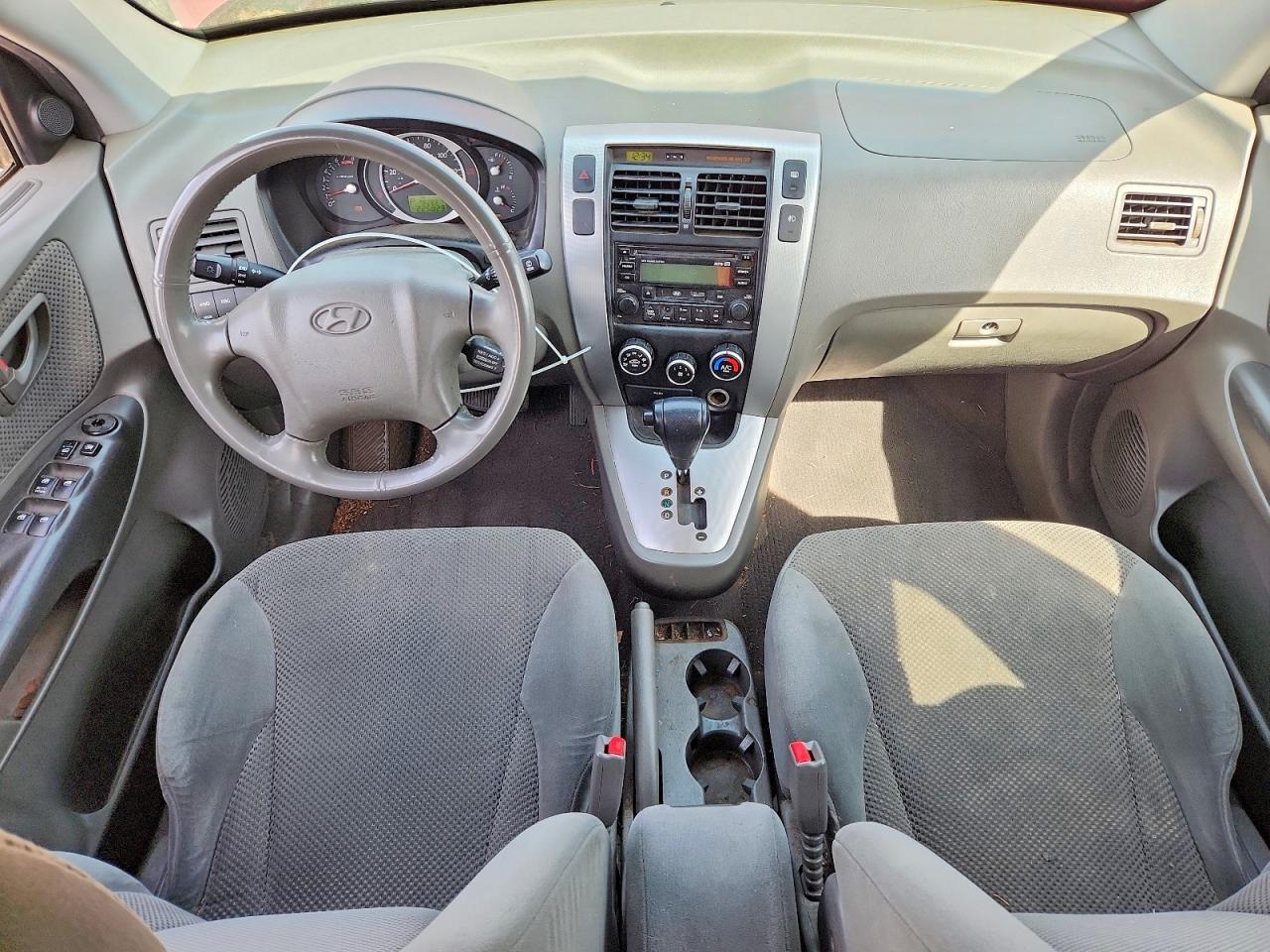 2008 Hyundai Tucson VIN KM8JN72D88U768808 photo 8