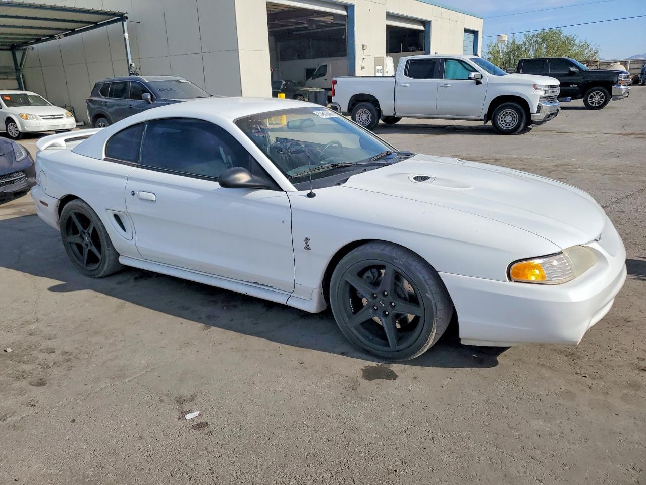 1996 Ford Mustang VIN 1FALP47V9TF111896 photo 4