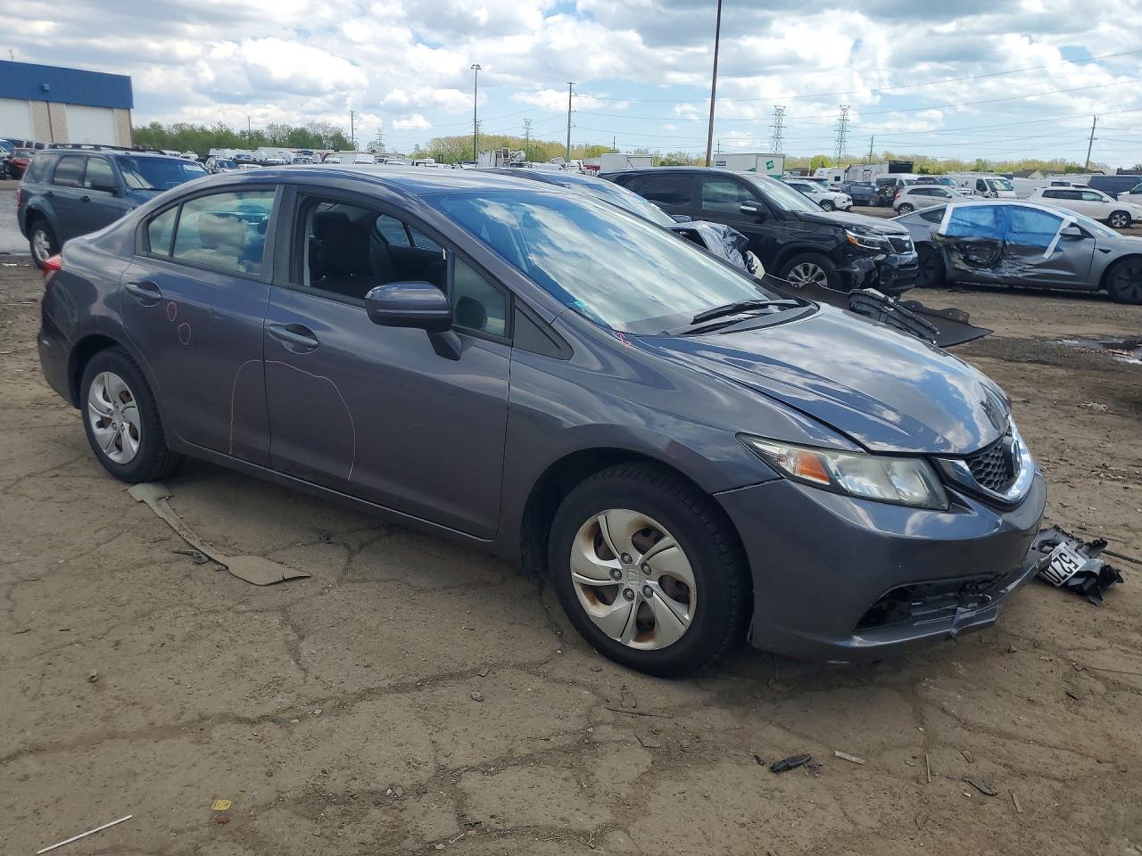 2015 Honda Civic VIN 19XFB2F51FE117153 photo 4