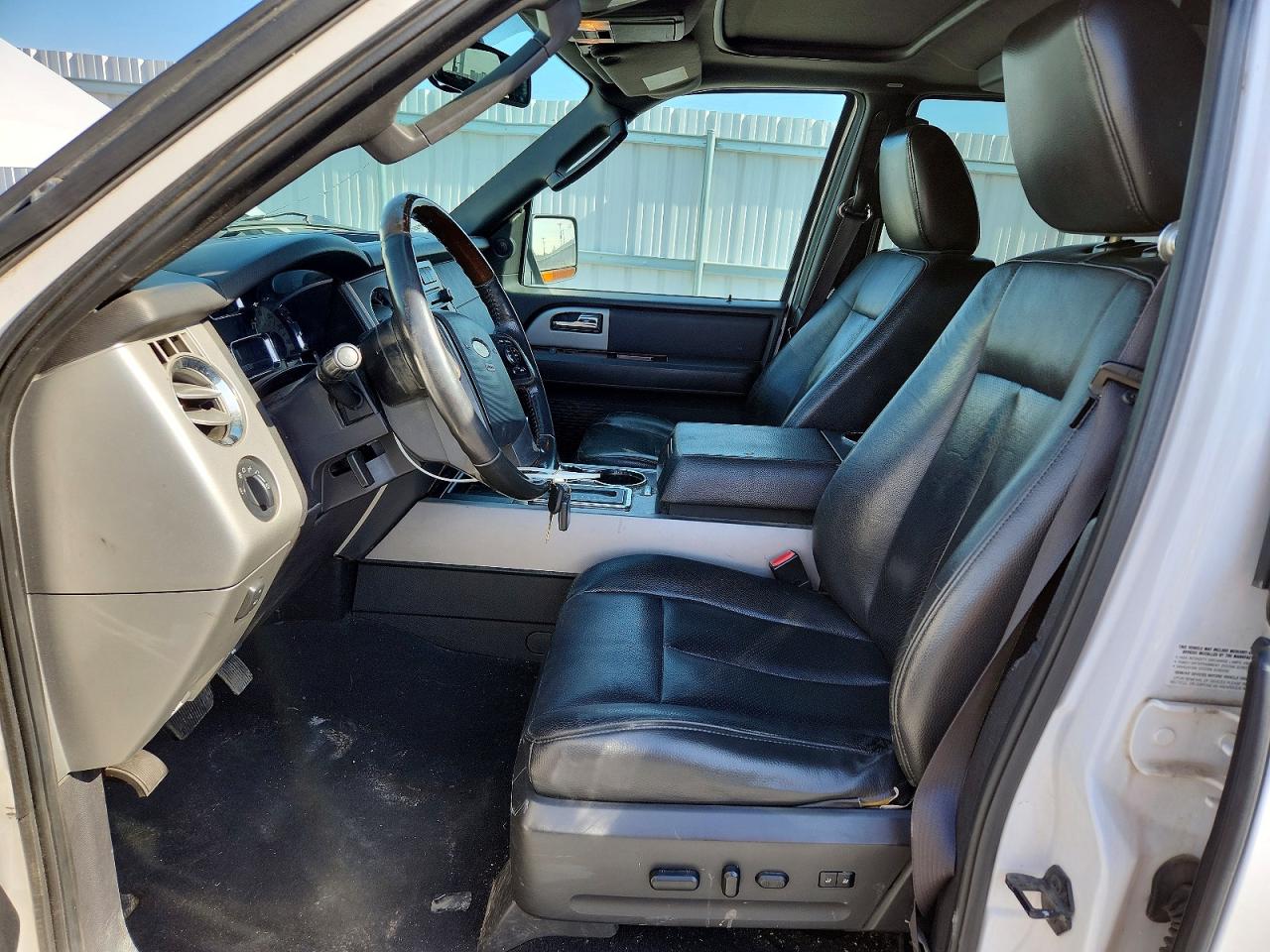 2010 Ford Expedition VIN 1FMJK2A58AEA64288 photo 7