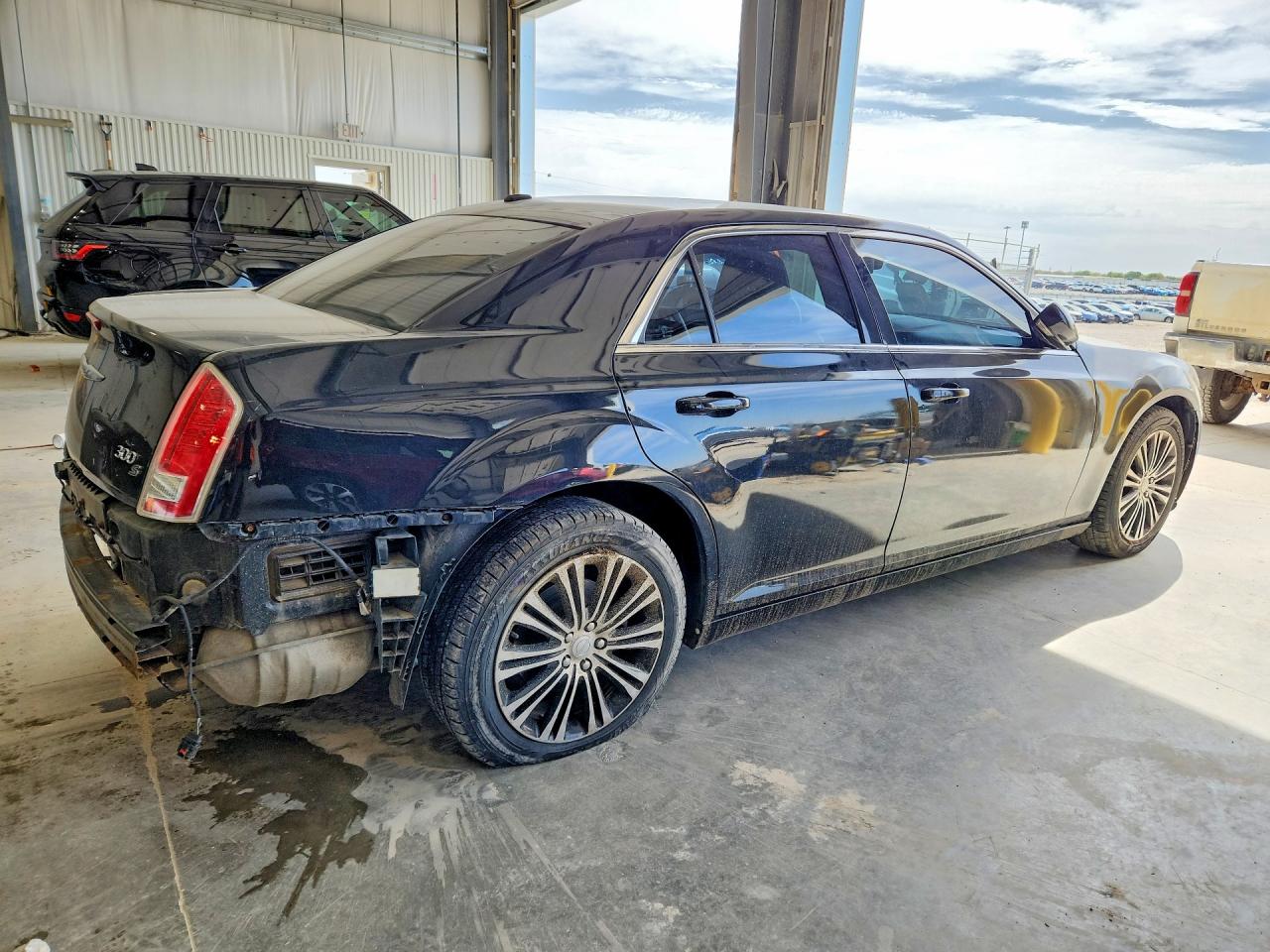 2012 Chrysler 300 VIN 2C3CCAGG8CH115916 photo 3