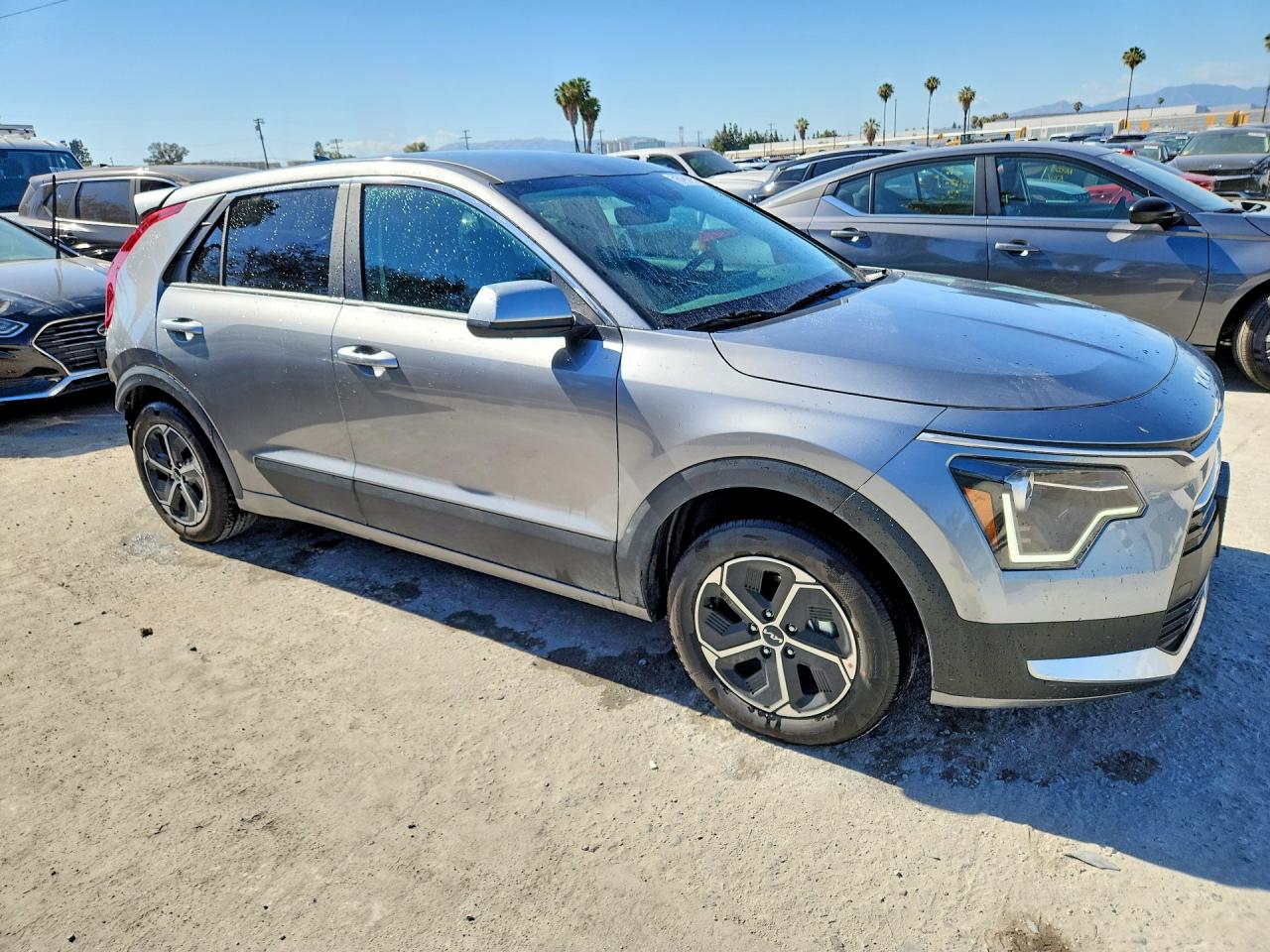 2026 Kia Niro VIN KNDCP3LE5T5333187 photo 4
