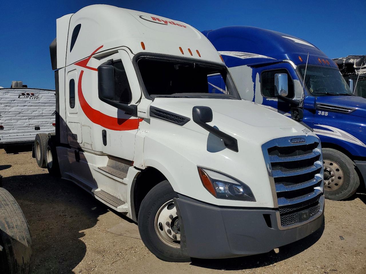 2026 FREIGHTLINER All other VIN 3AKJHHFG8TSWJ1538 photo 1