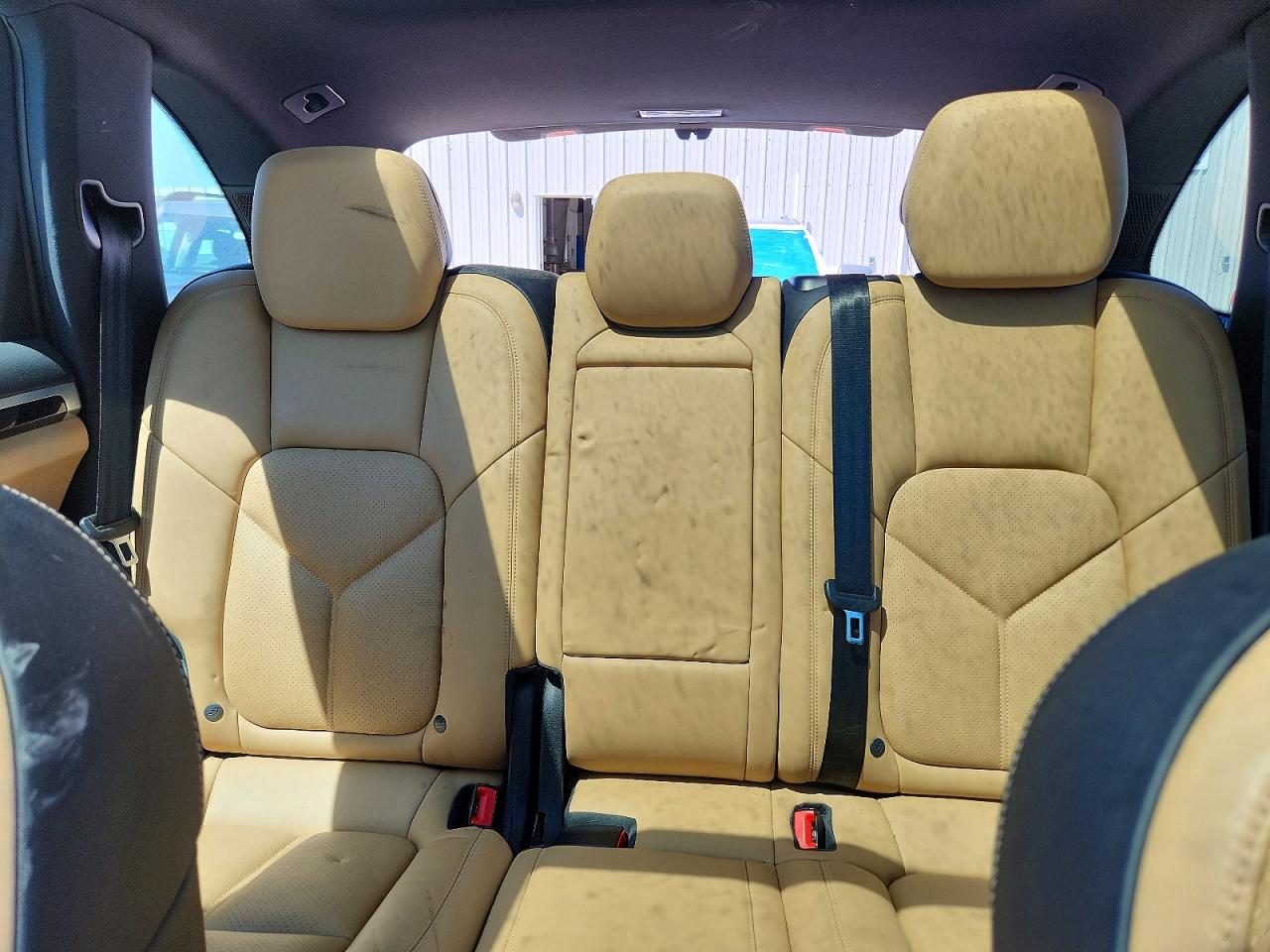 2016 PORSCHE Cayenne VIN WP1AA2A23GKA13223 photo 10