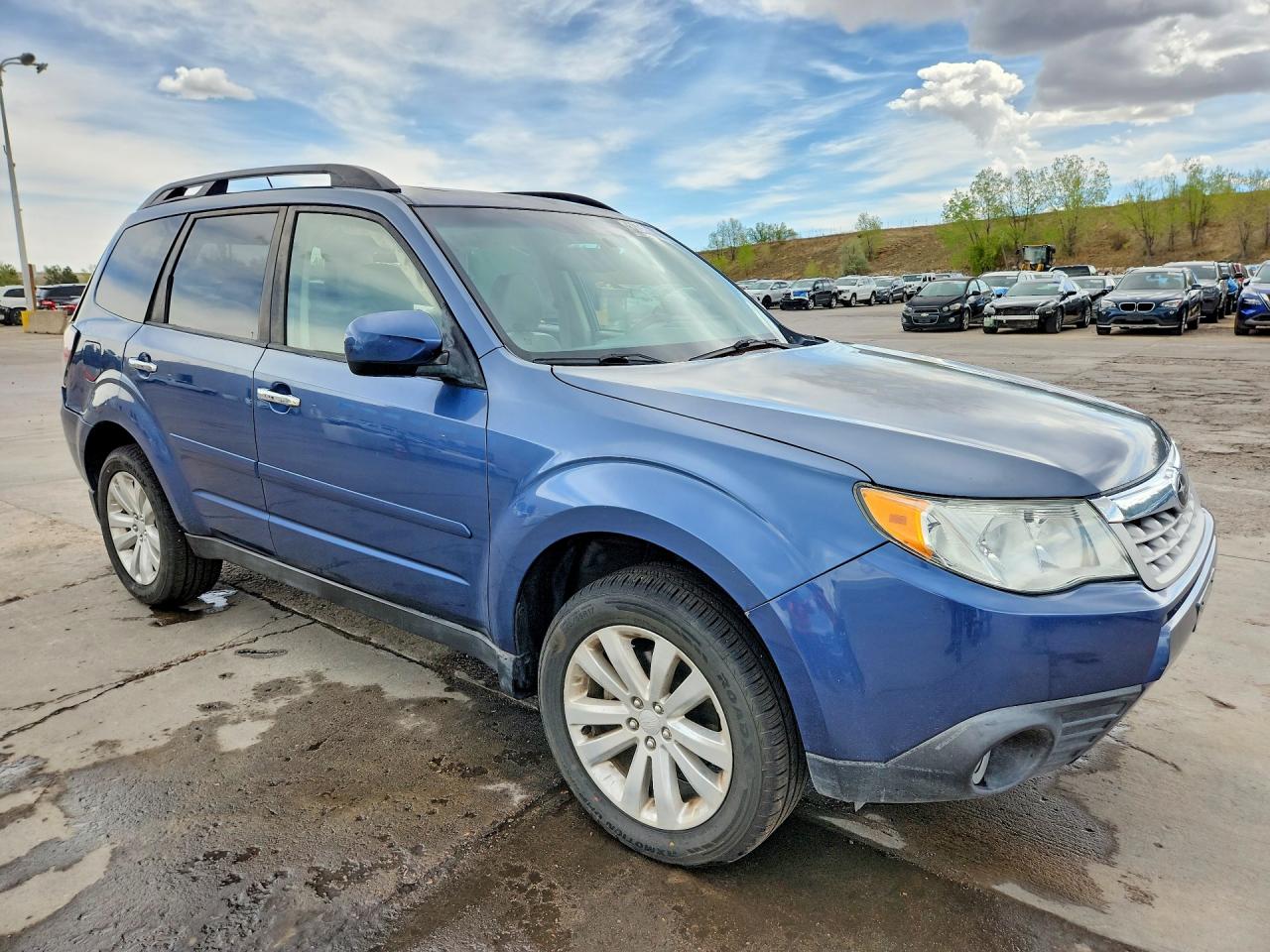 2013 Subaru Forester VIN JF2SHAEC5DH438998 photo 4