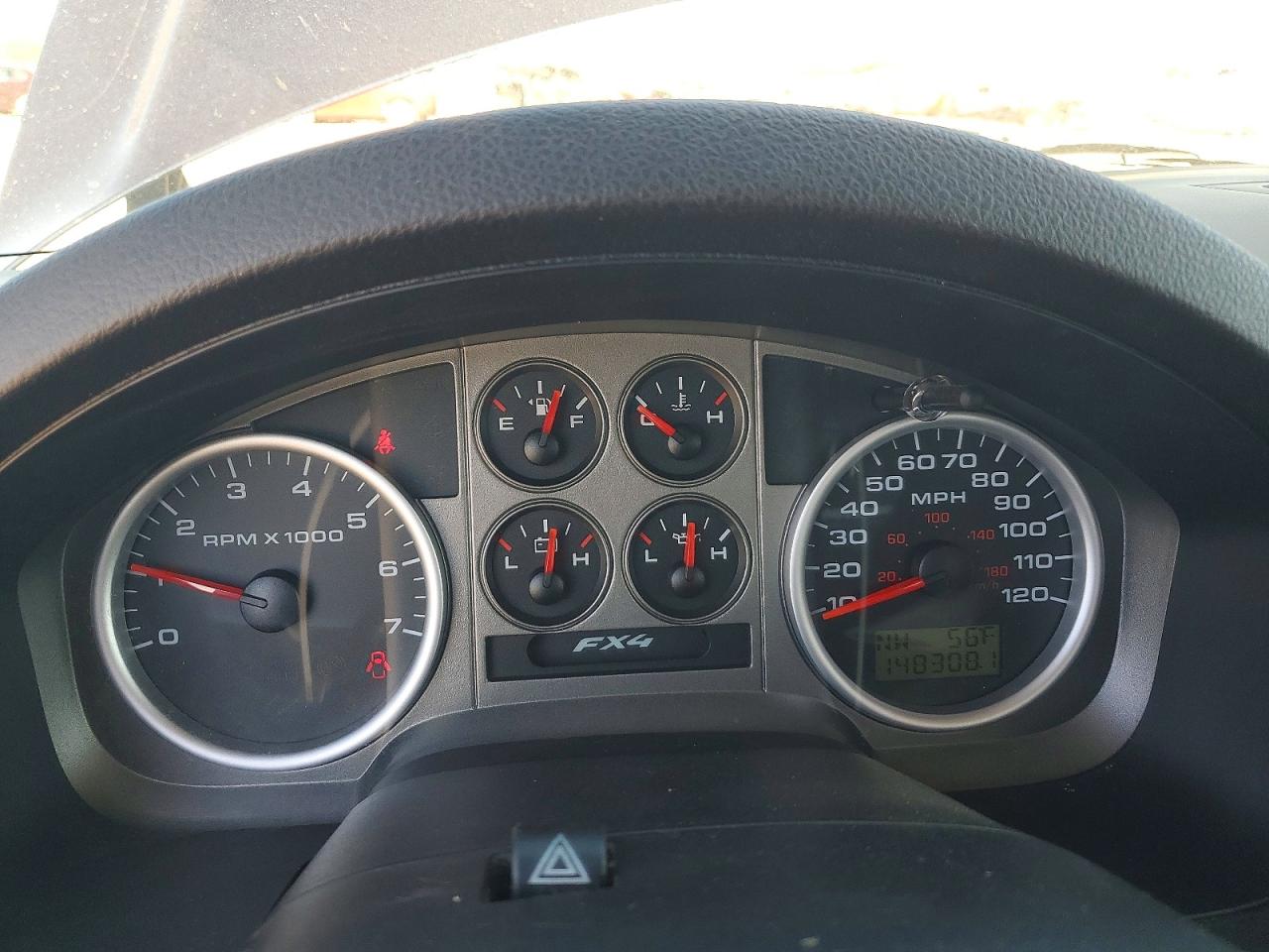 2004 Ford F150 VIN 1FTPX14564NB40942 photo 9