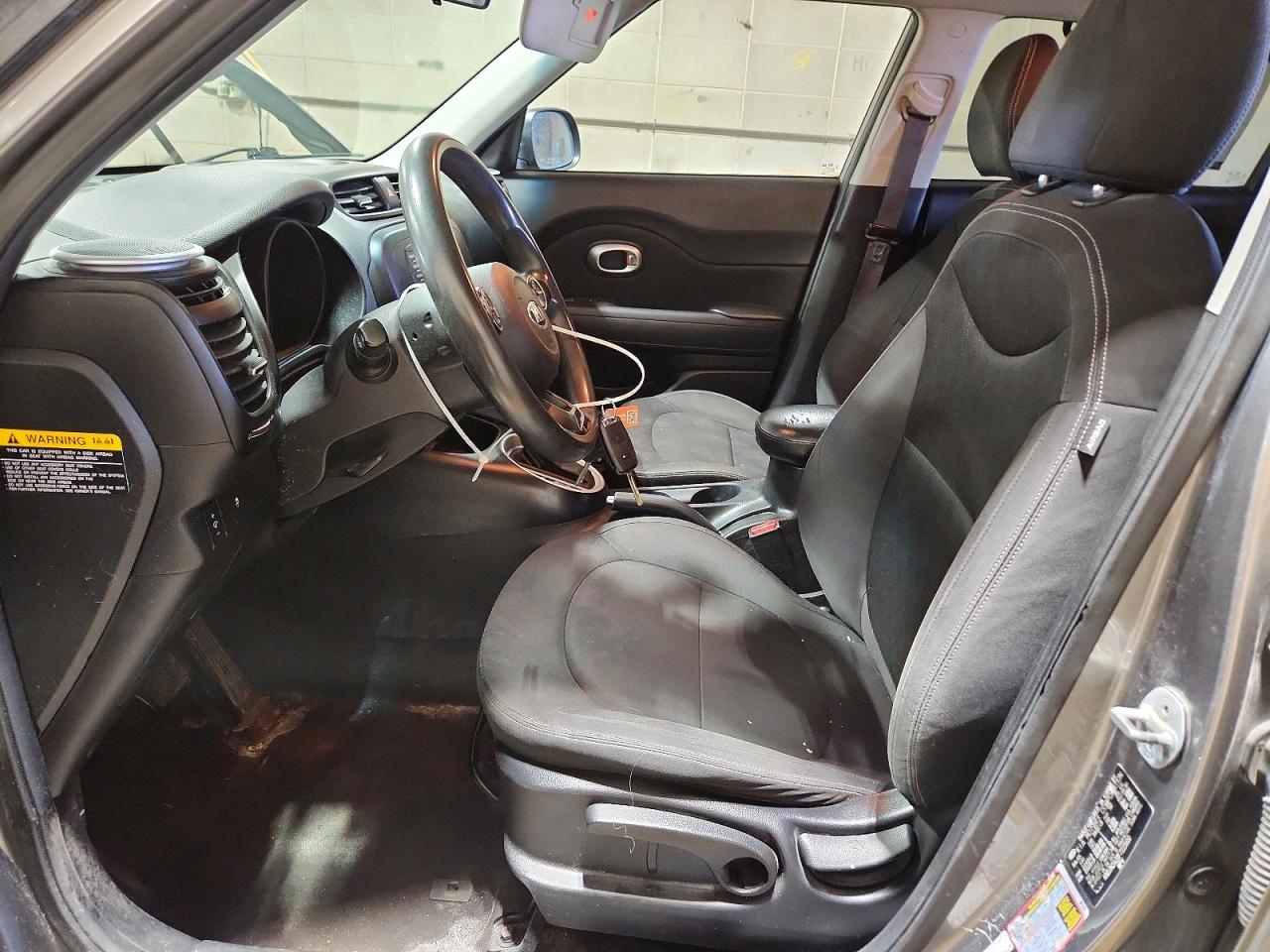 2015 Kia Soul base VIN KNDJN2A28F7225610 photo 7