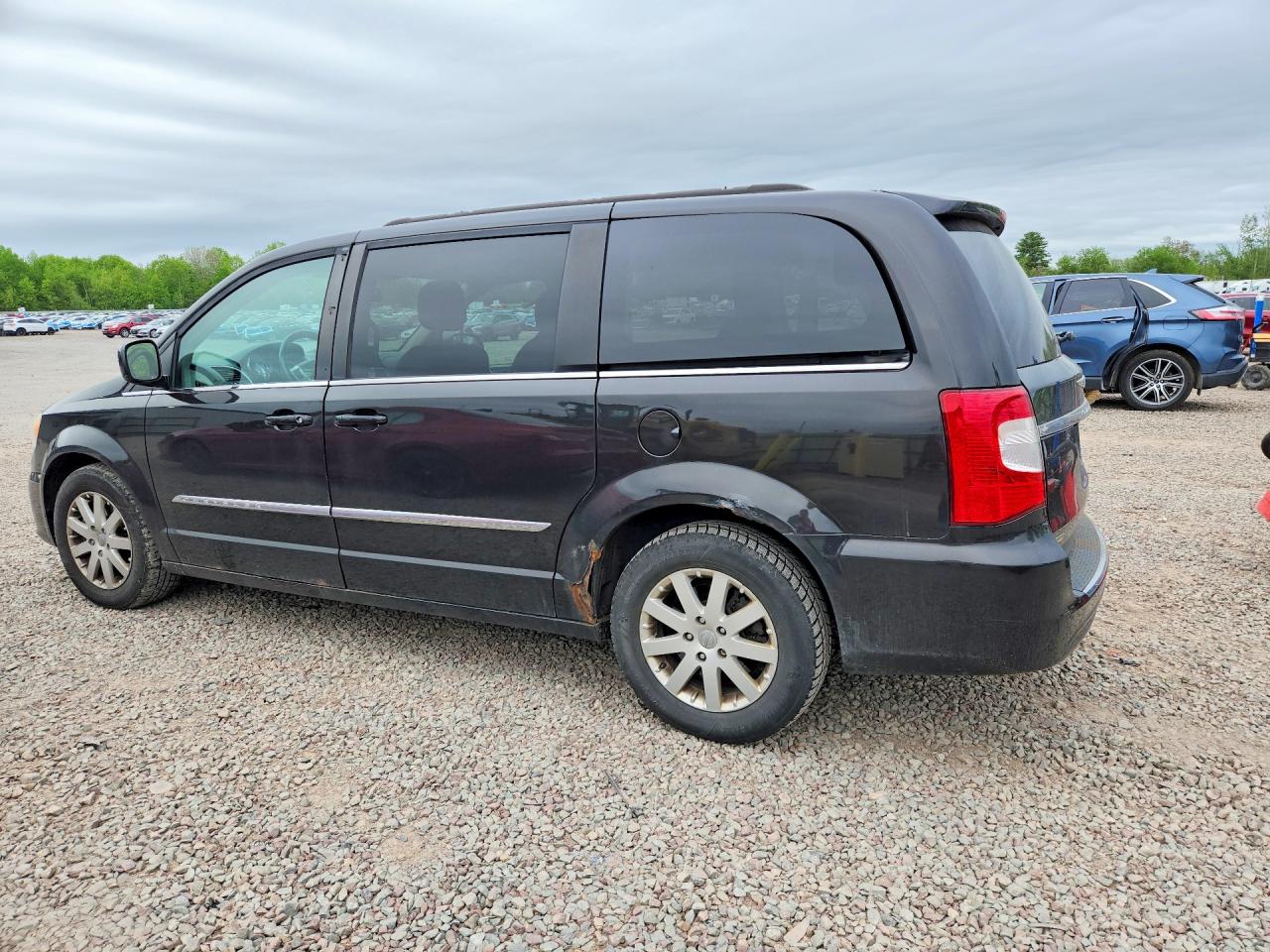 2014 Chrysler Minivan VIN 2C4RC1BG8ER348110 photo 2