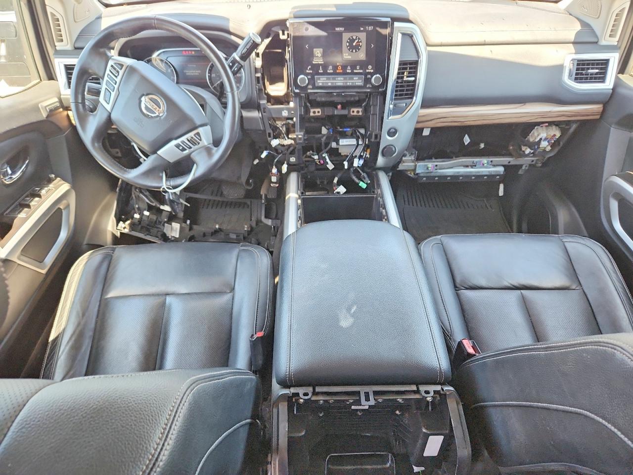 2020 Nissan TITAN VIN 1N6AA1EDXLN509570 photo 8