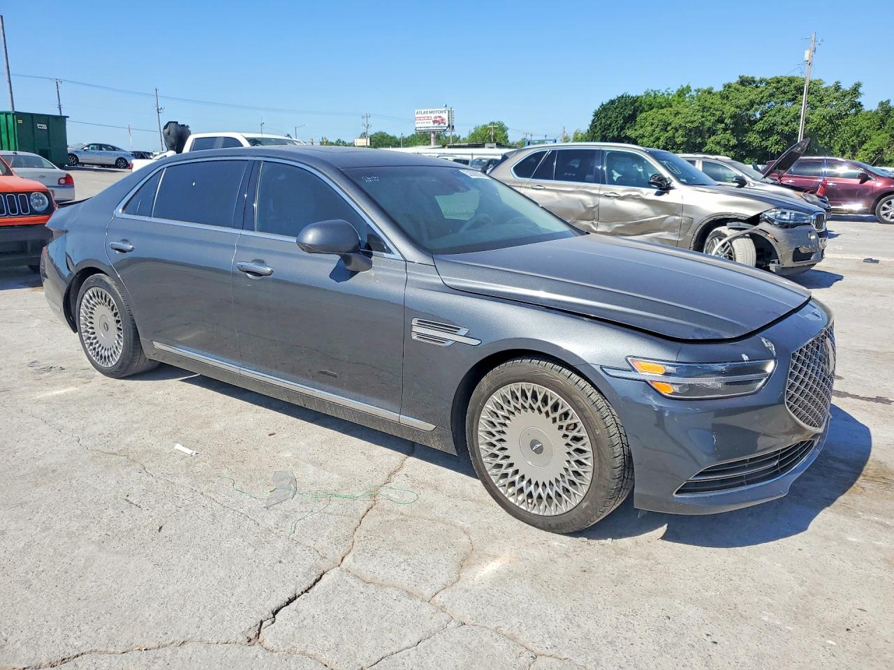 2020 GENESIS G90 VIN KMTF34PA2LU076454 photo 4