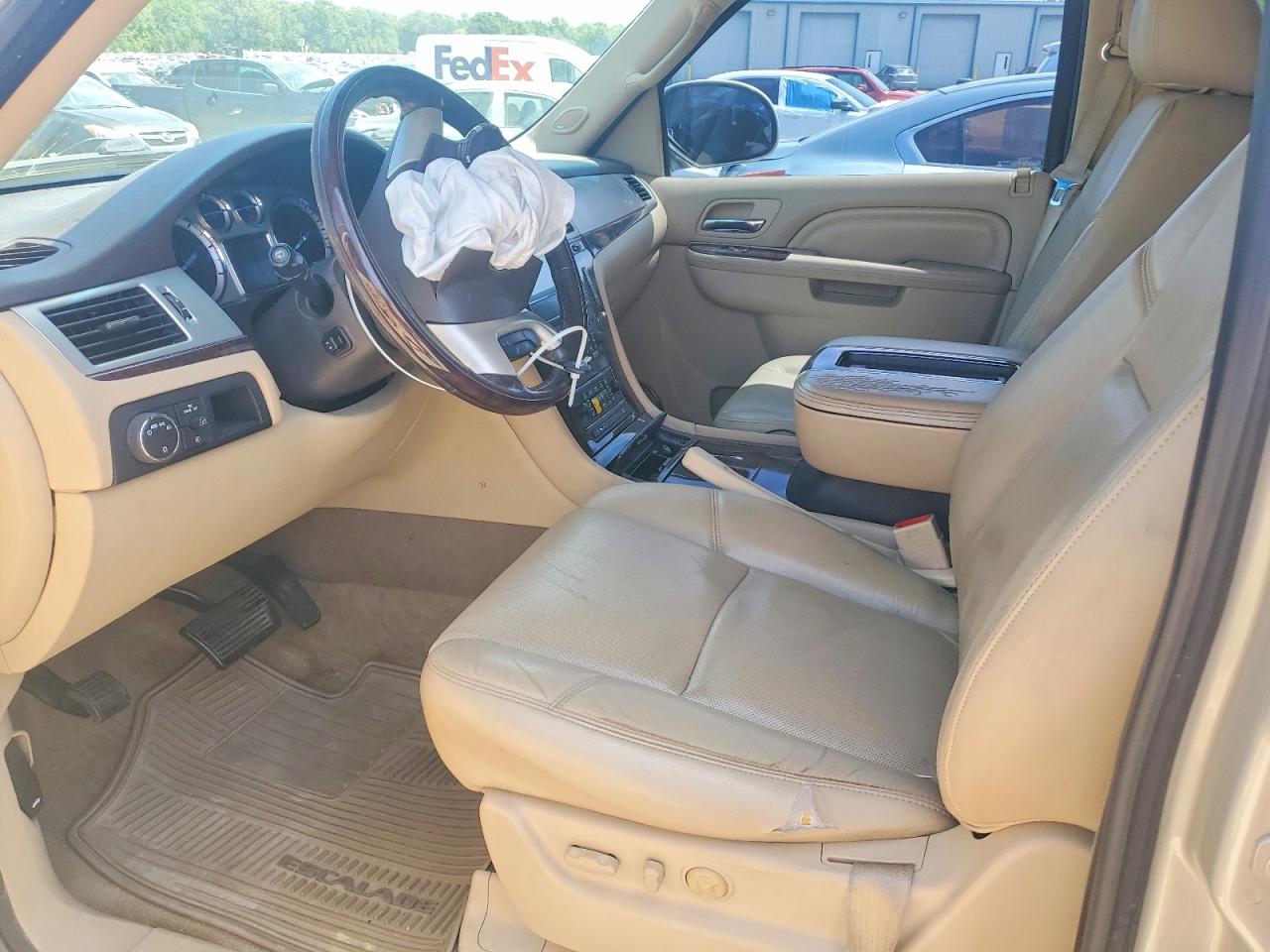 2013 Cadillac Escalade VIN 1GYS3CEF0DR260179 photo 7