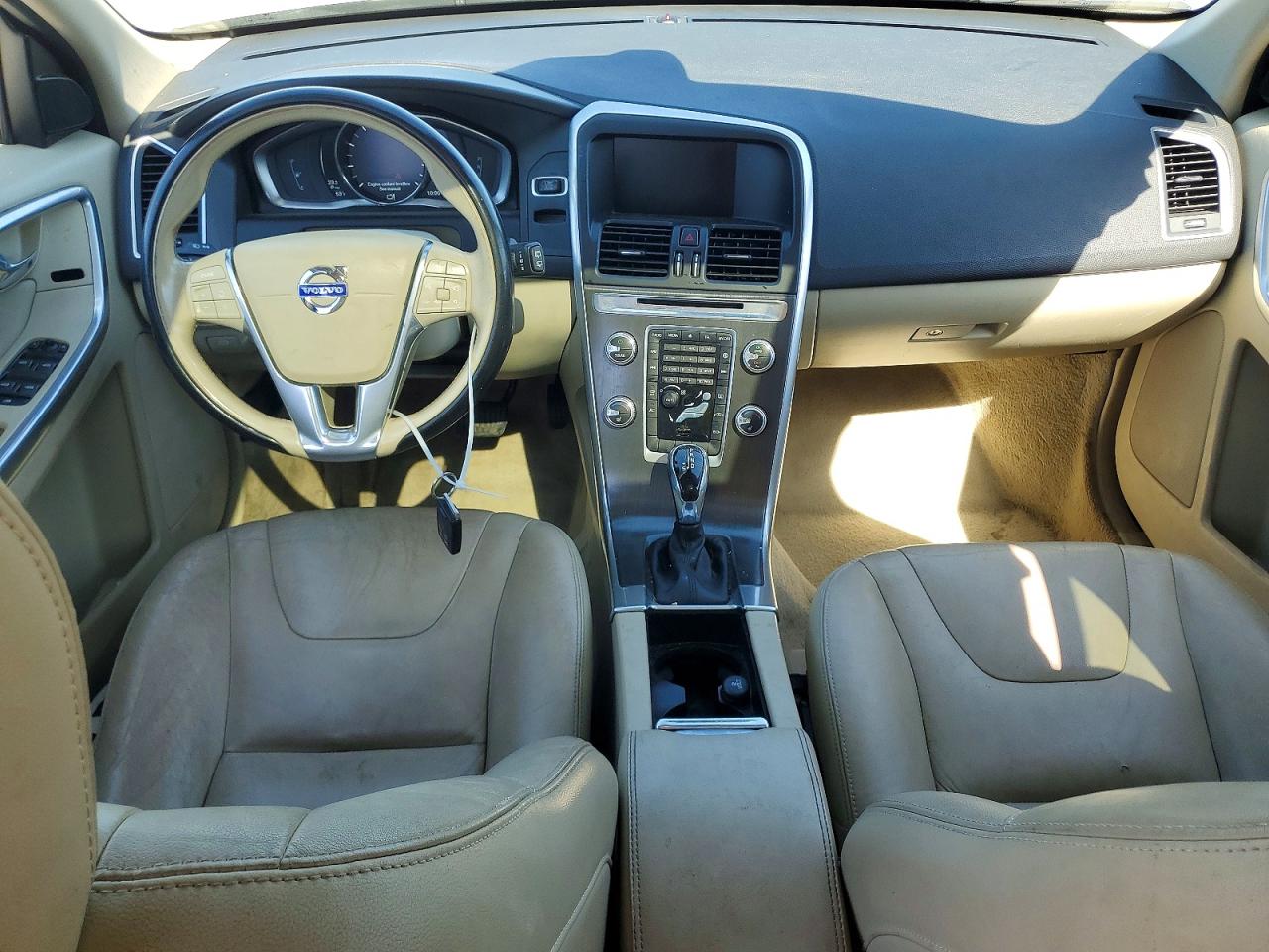 2016 Volvo Xc60 VIN YV440MDK8G2844187 photo 8