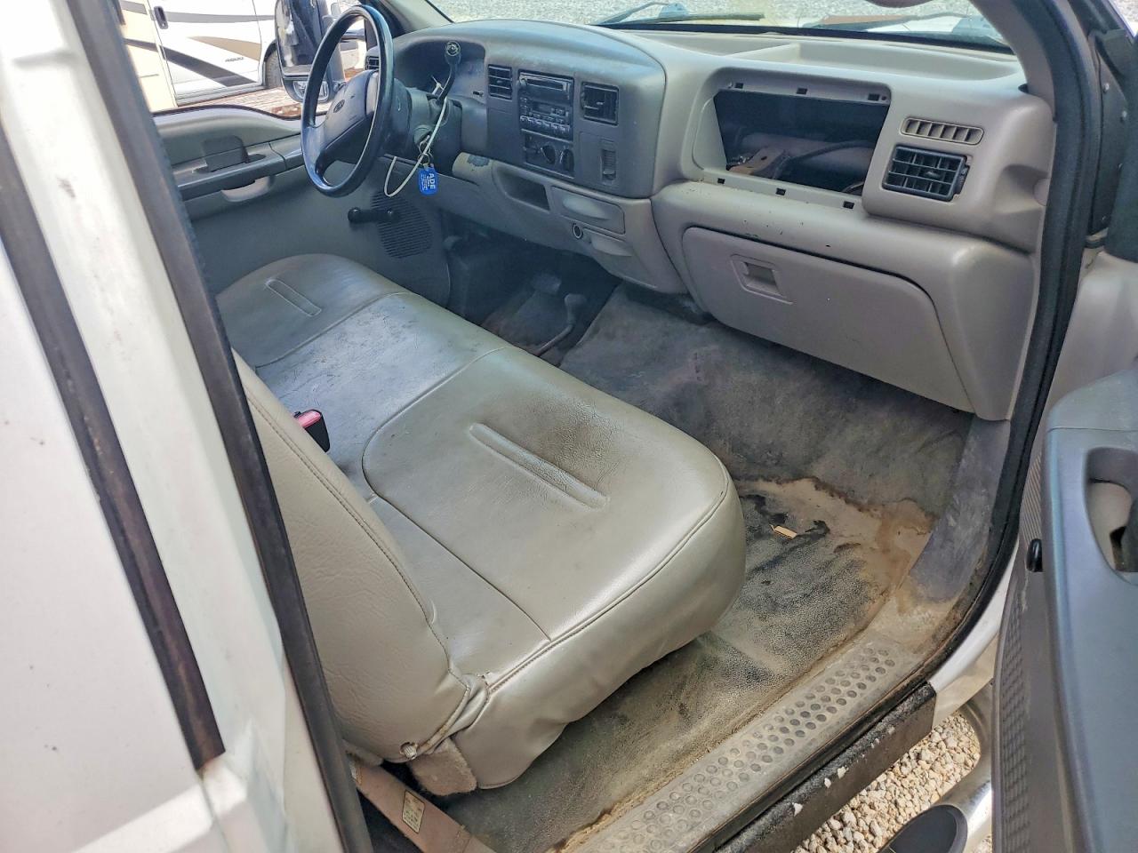 1999 Ford F450 VIN 1FDXF47F1XED84975 photo 8