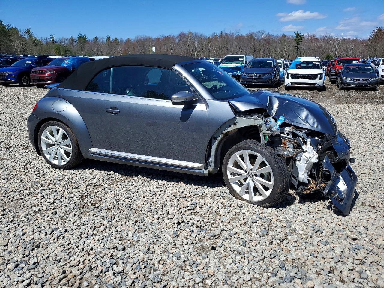 2014 Volkswagen Beetle VIN 3VW517AT3EM815248 photo 4