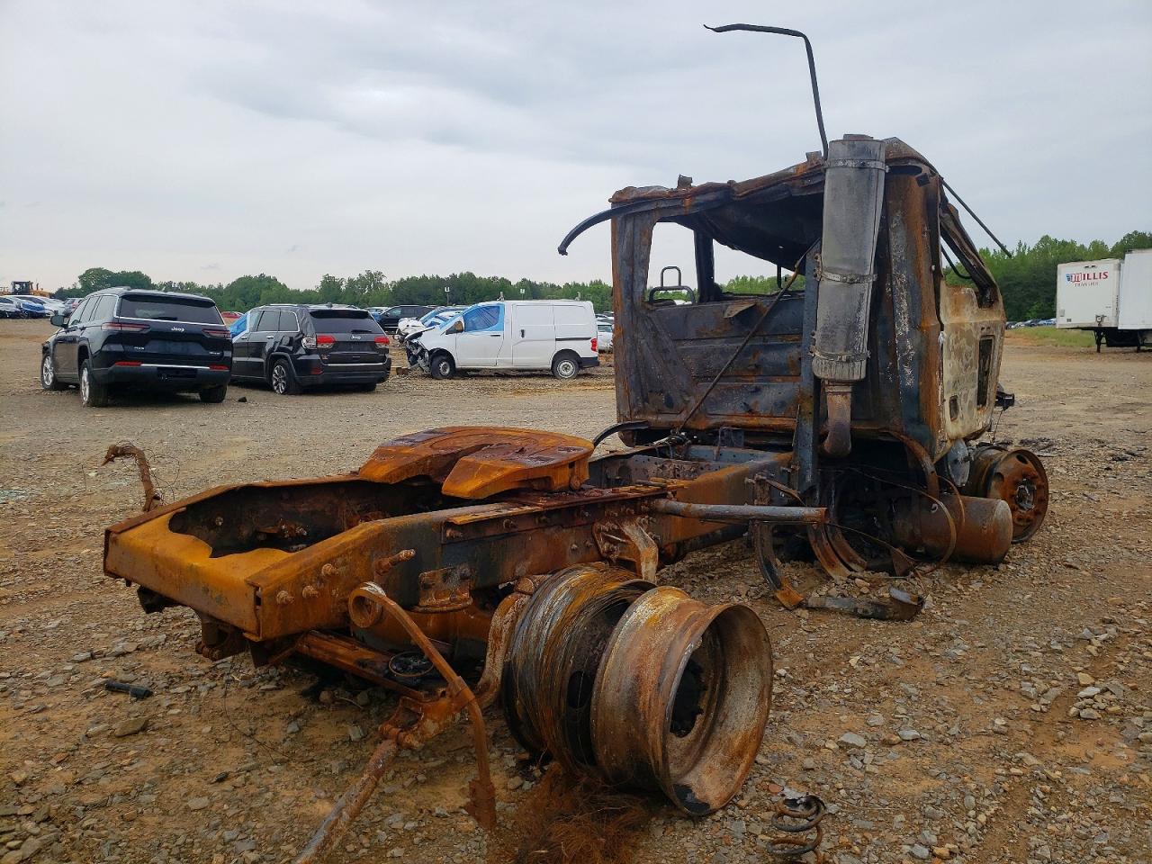 2004 MACK All other VIN 1M1AE01Y74N001956 photo 4