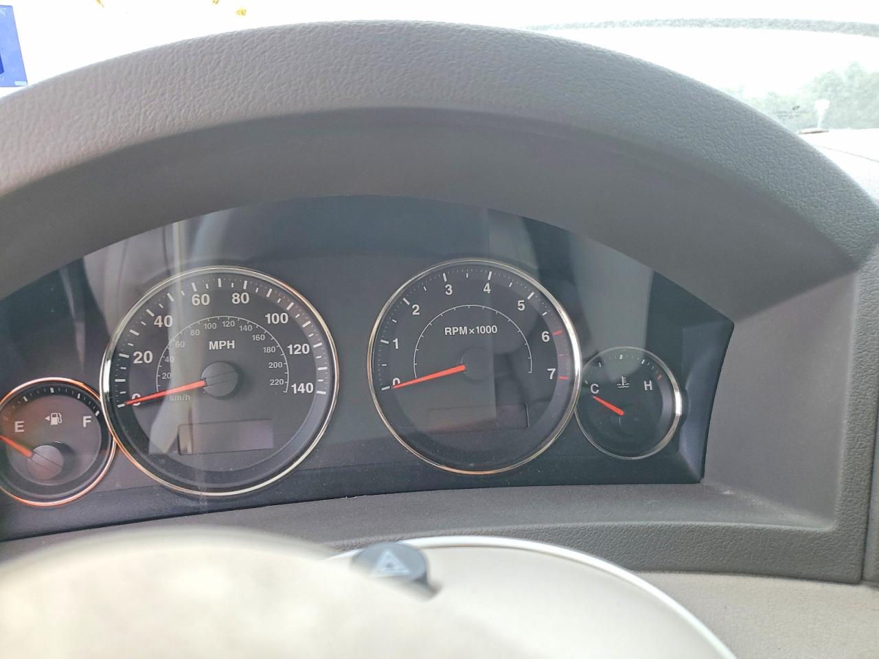 2005 JEEP Cherokee VIN 1J8HS58N85C696745 photo 9