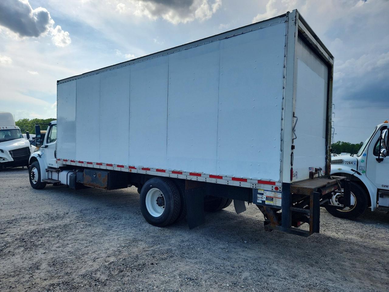 2015 FREIGHTLINER All other VIN 1FVACXDT2FHGS7258 photo 3