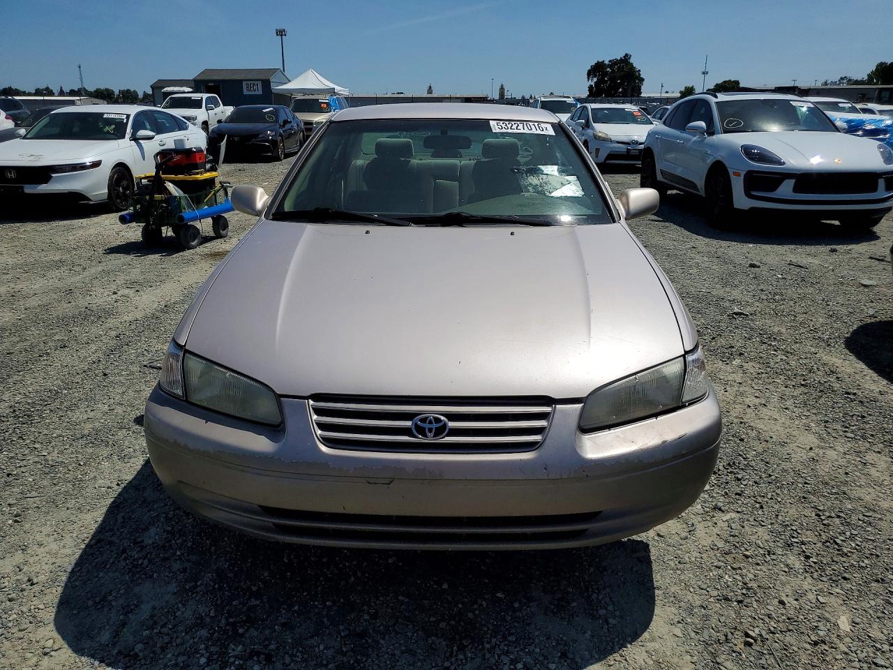 1997 Toyota Camry VIN 4T1BG22K3VU792672 photo 5