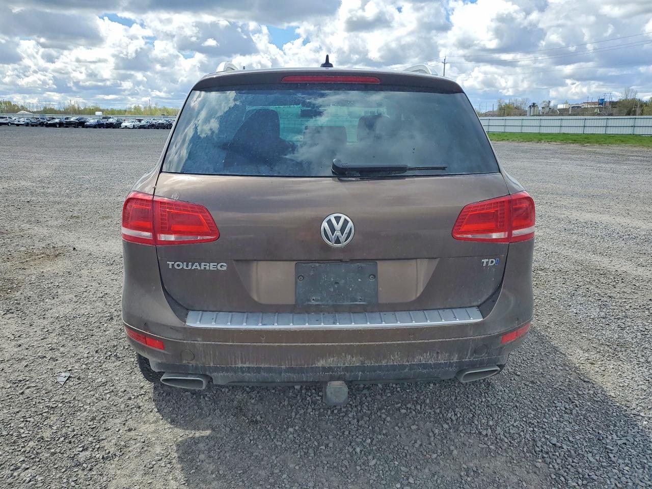 2014 Volkswagen Touareg VIN WVGEP9BP4ED011014 photo 6