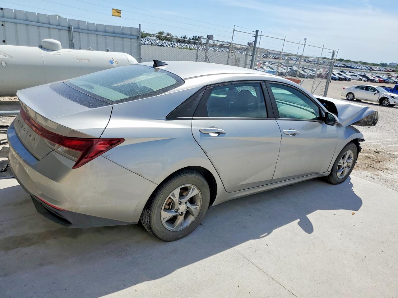 2021 Hyundai Elantra VIN 5NPLL4AG4MH045975 photo 3