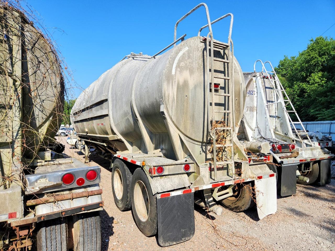 2004 HEIL Trailer VIN 5HTSP412249W85823 photo 3